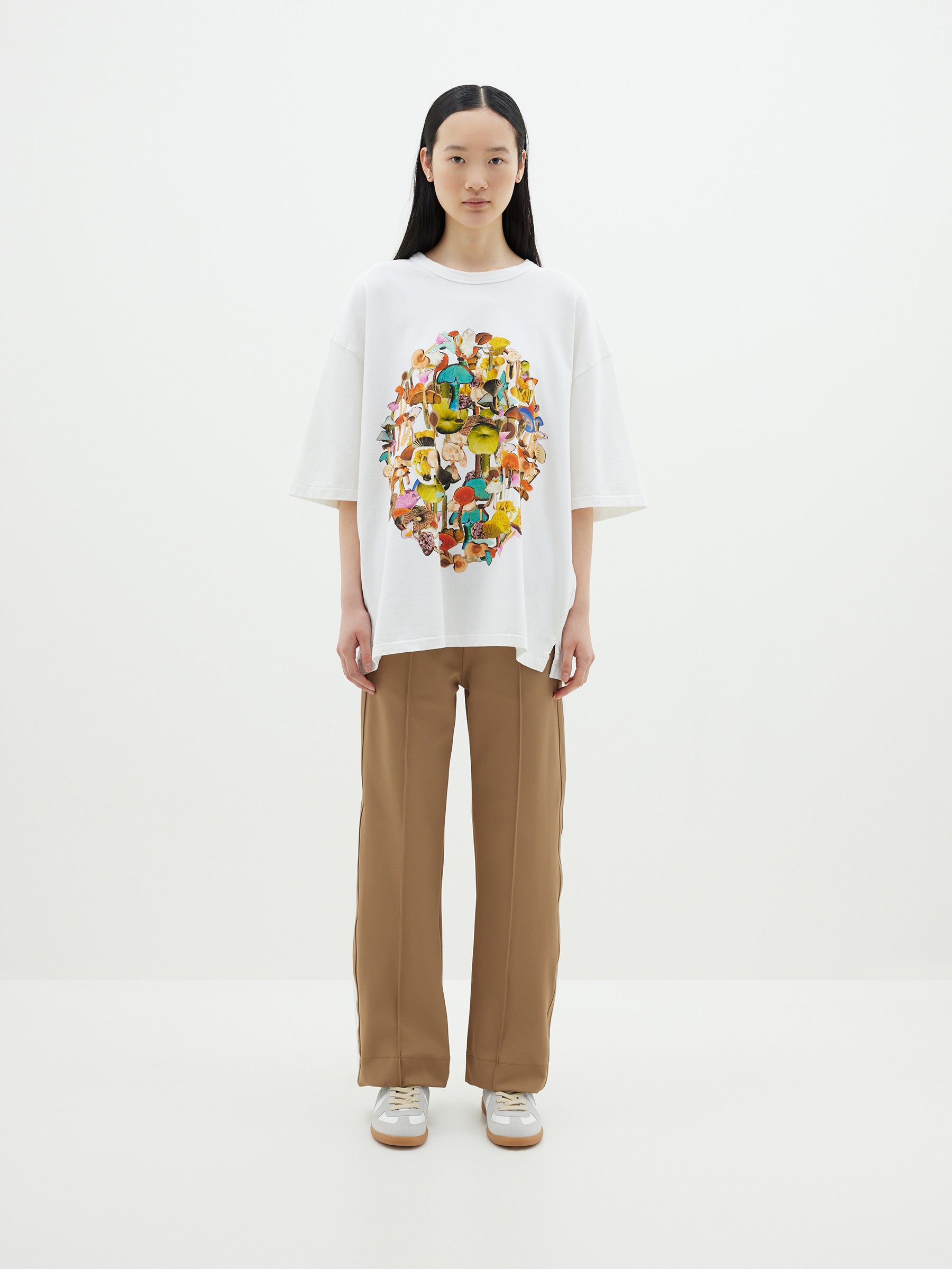 bassike x kitty t.shirt