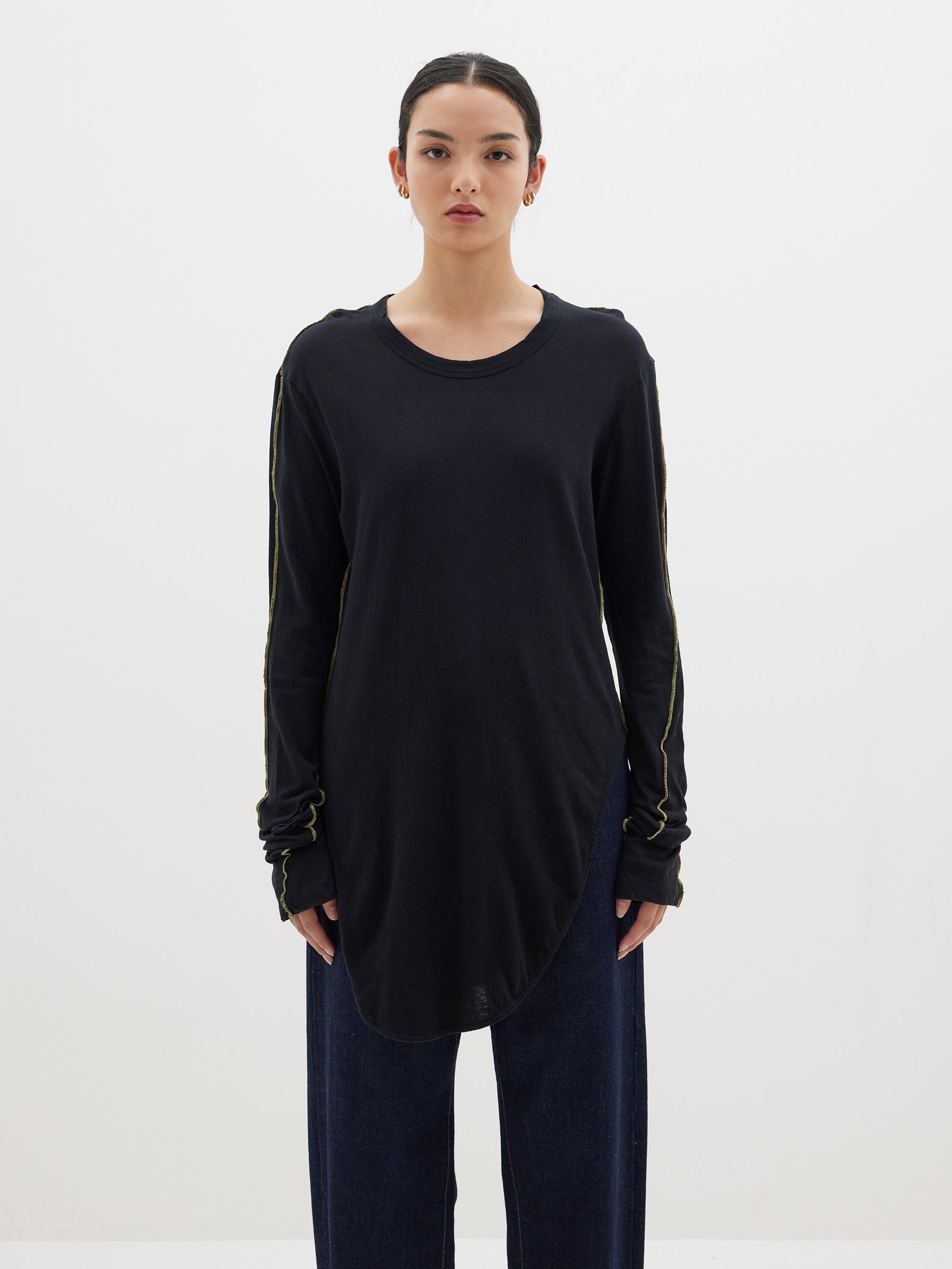 scoop hem layering long sleeve t.shirt