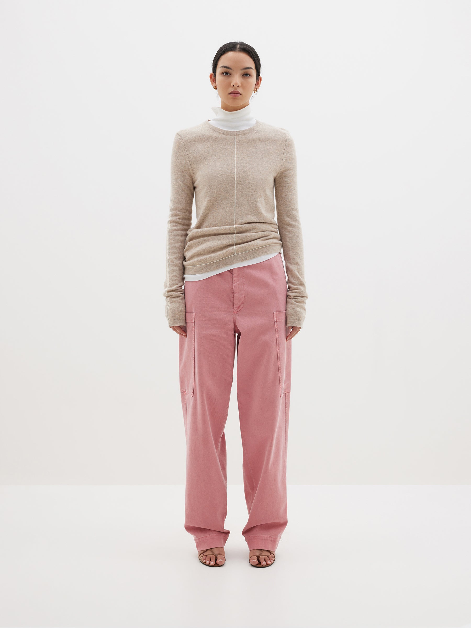contrast detail layering knit