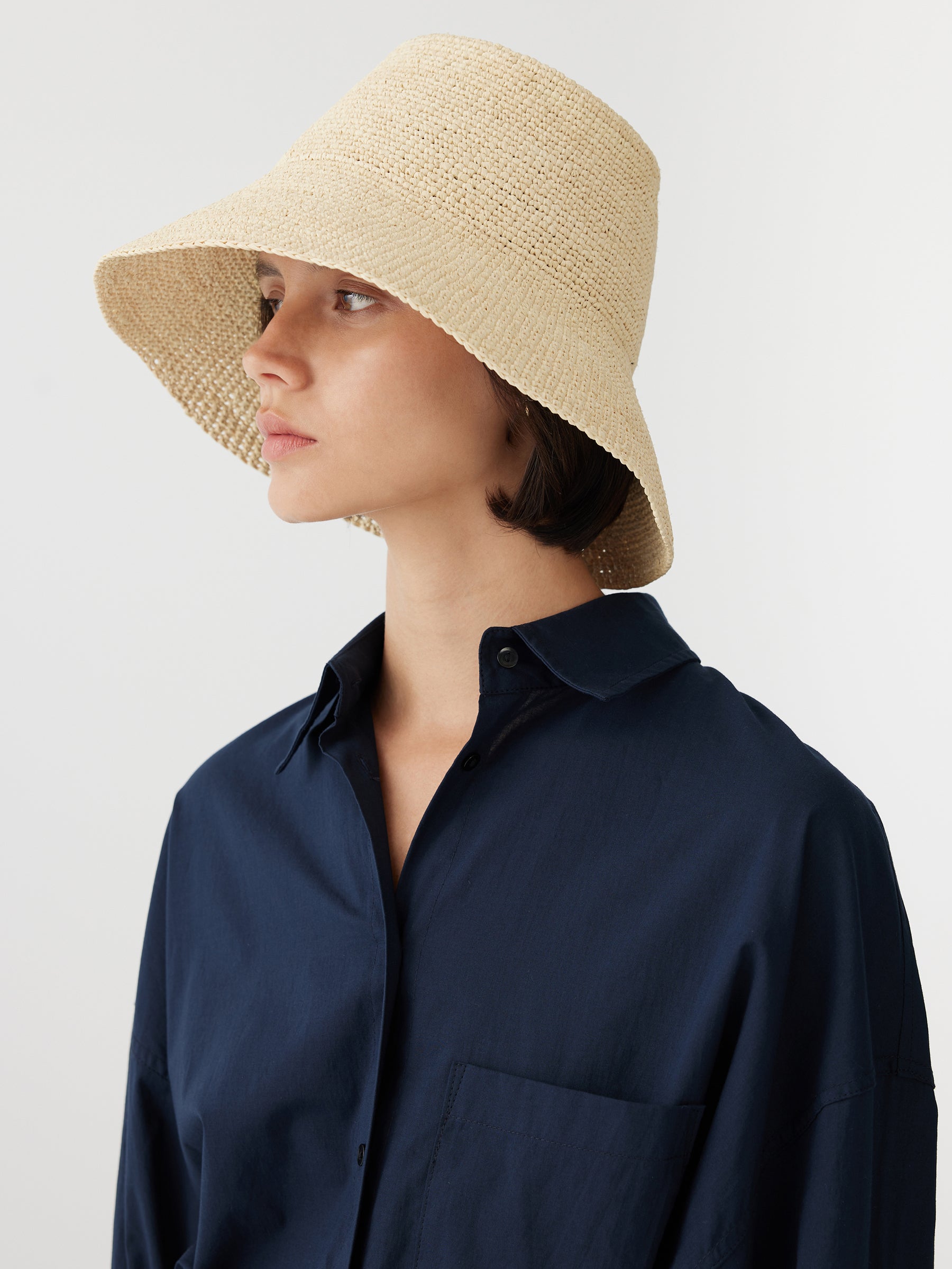 janessa leoné felix hat