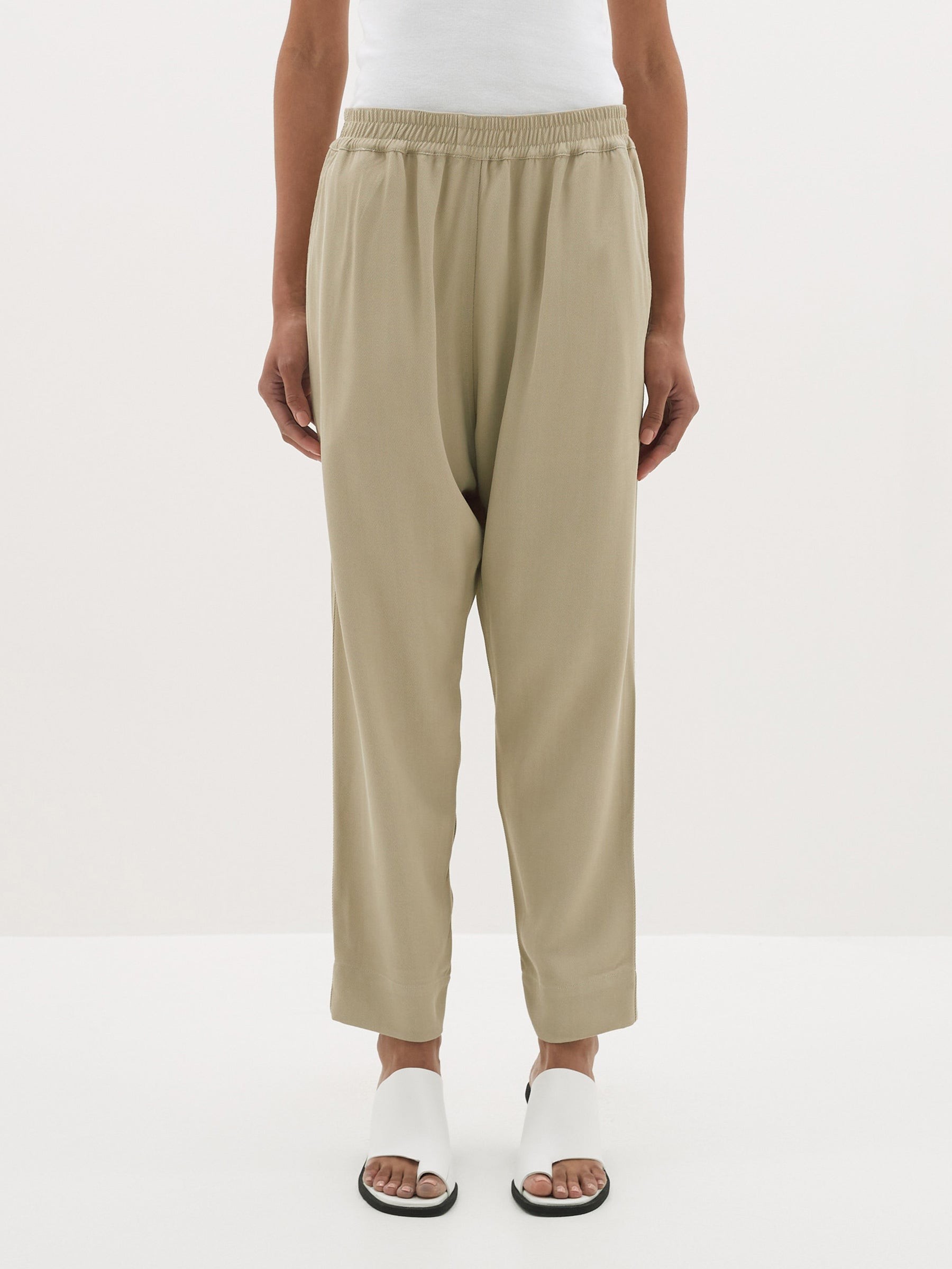 easy drapey travel pant