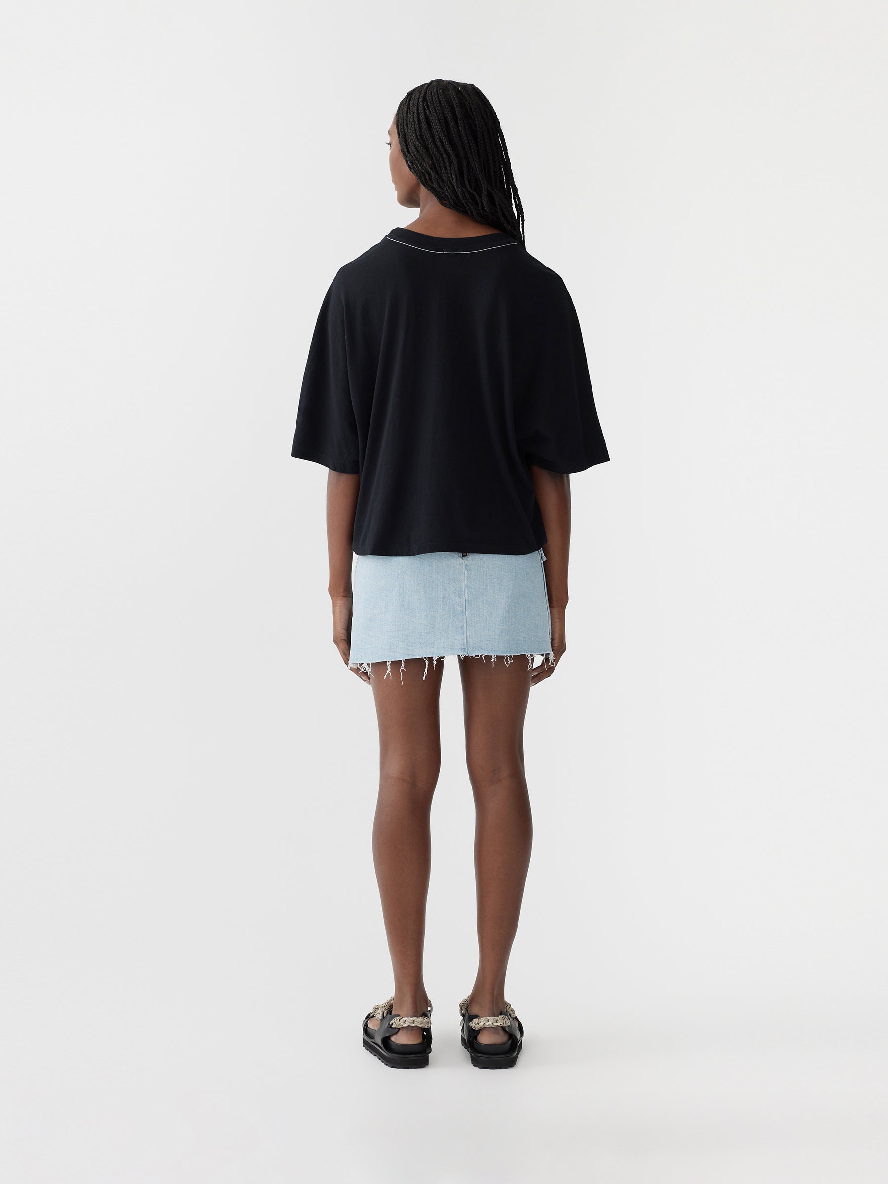 cropped boxy short sleeve t.shirt