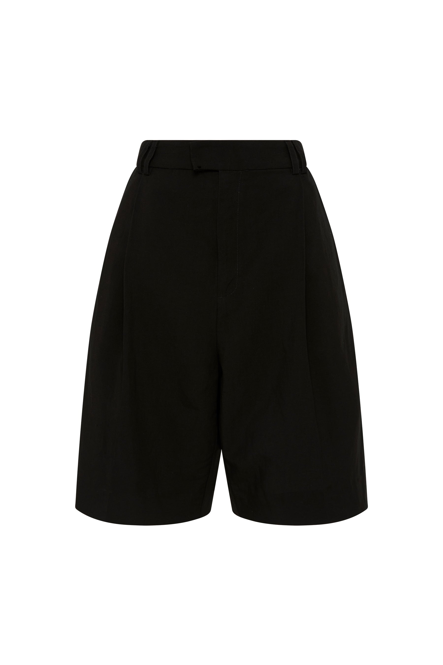 pleat bermuda short