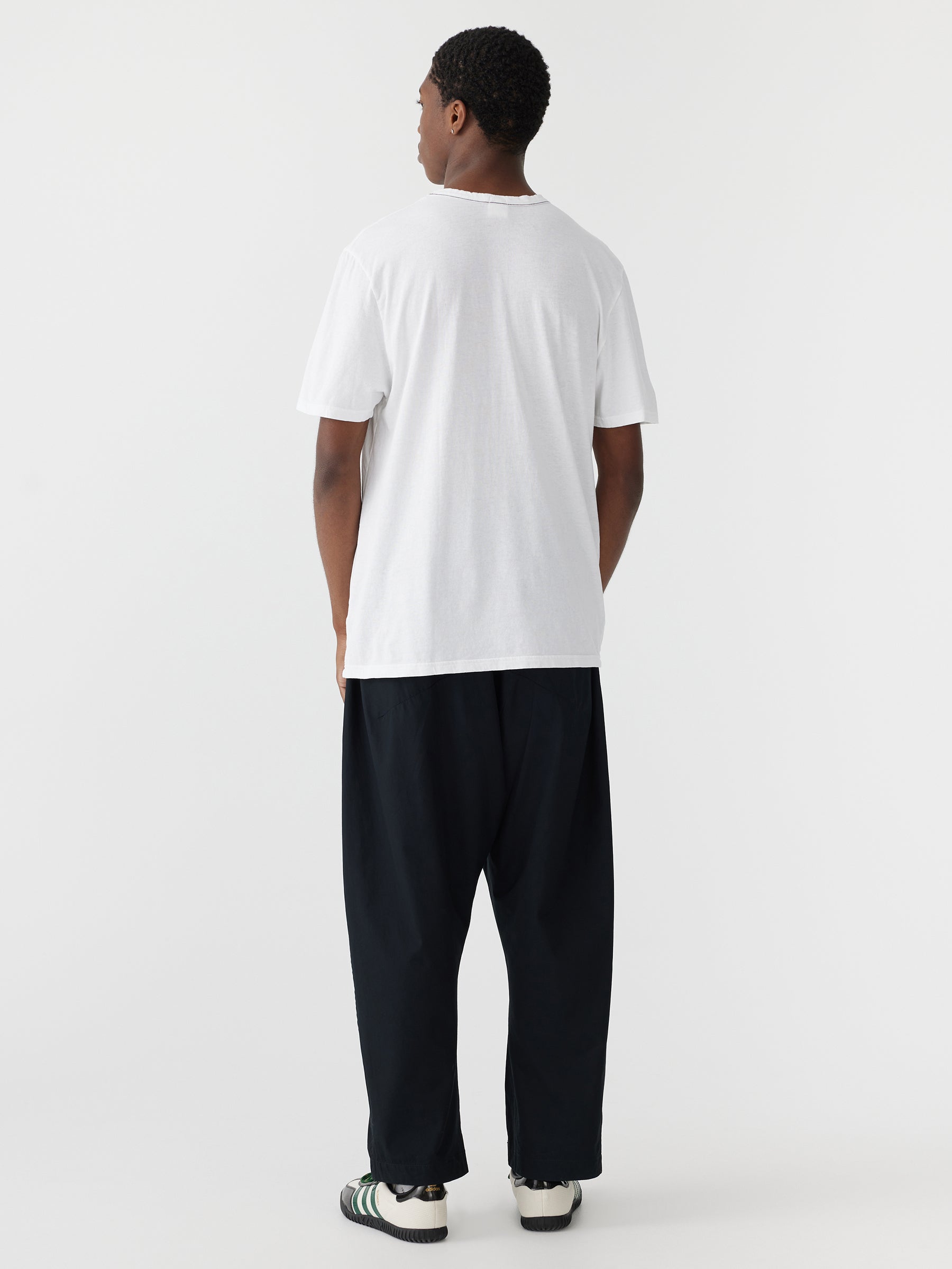 slim fit button pocket t.shirt