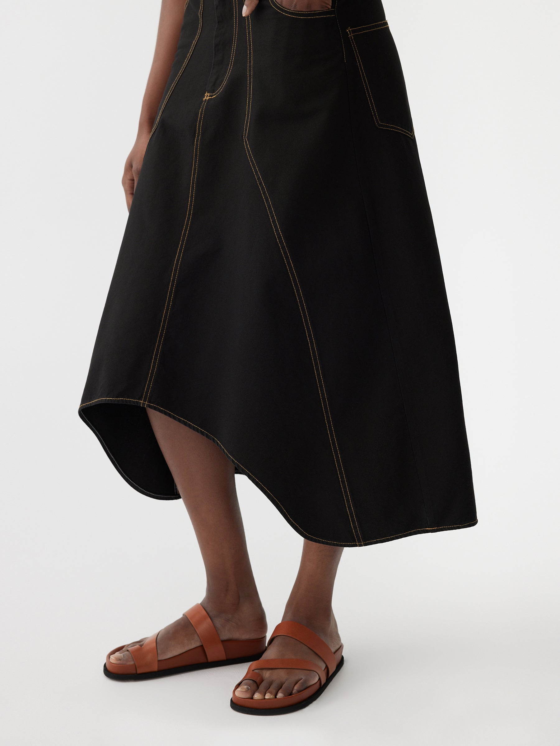 twill gusset detail skirt