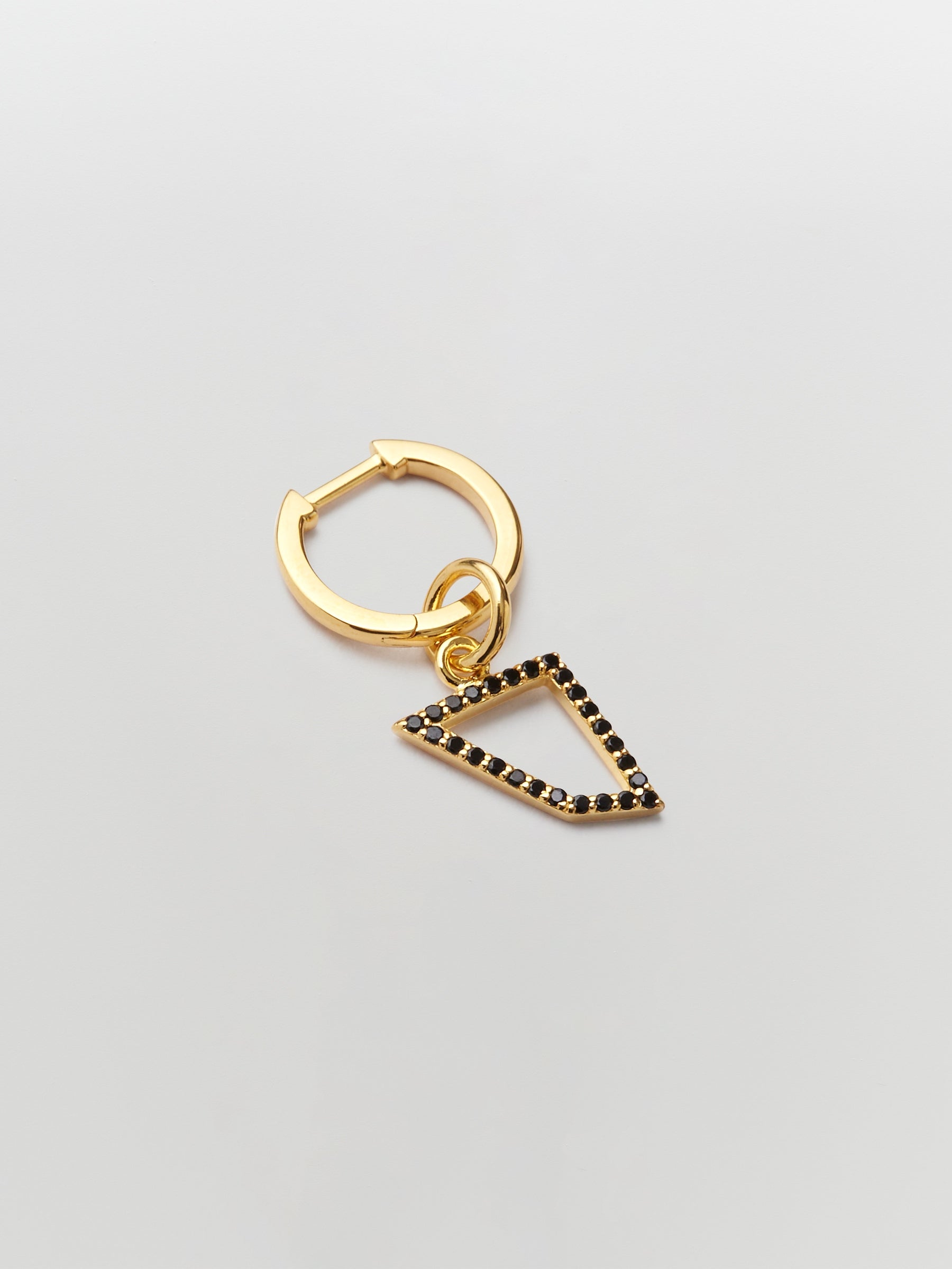 sener besim onyx triangle charm