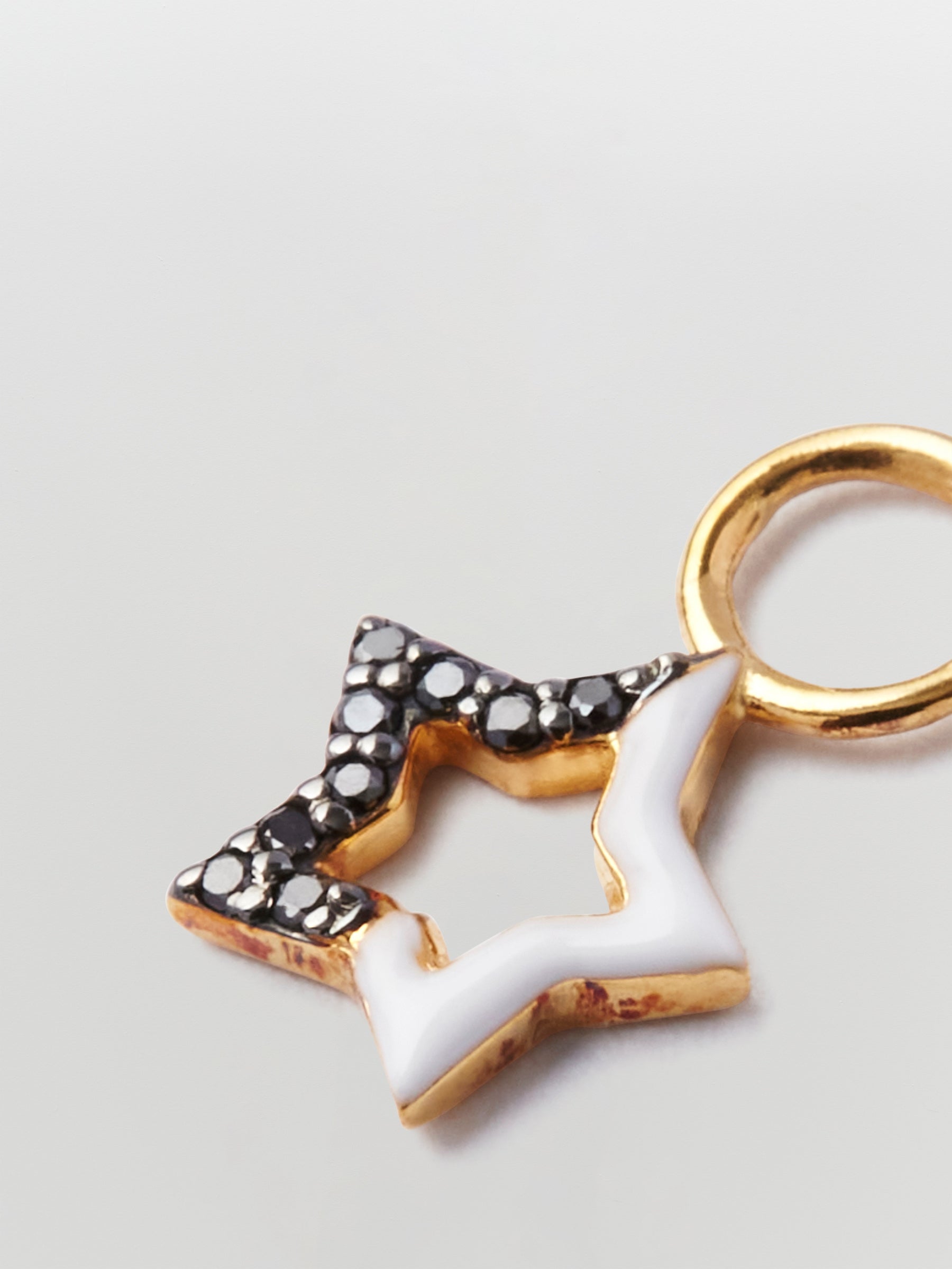 sener besim star charm
