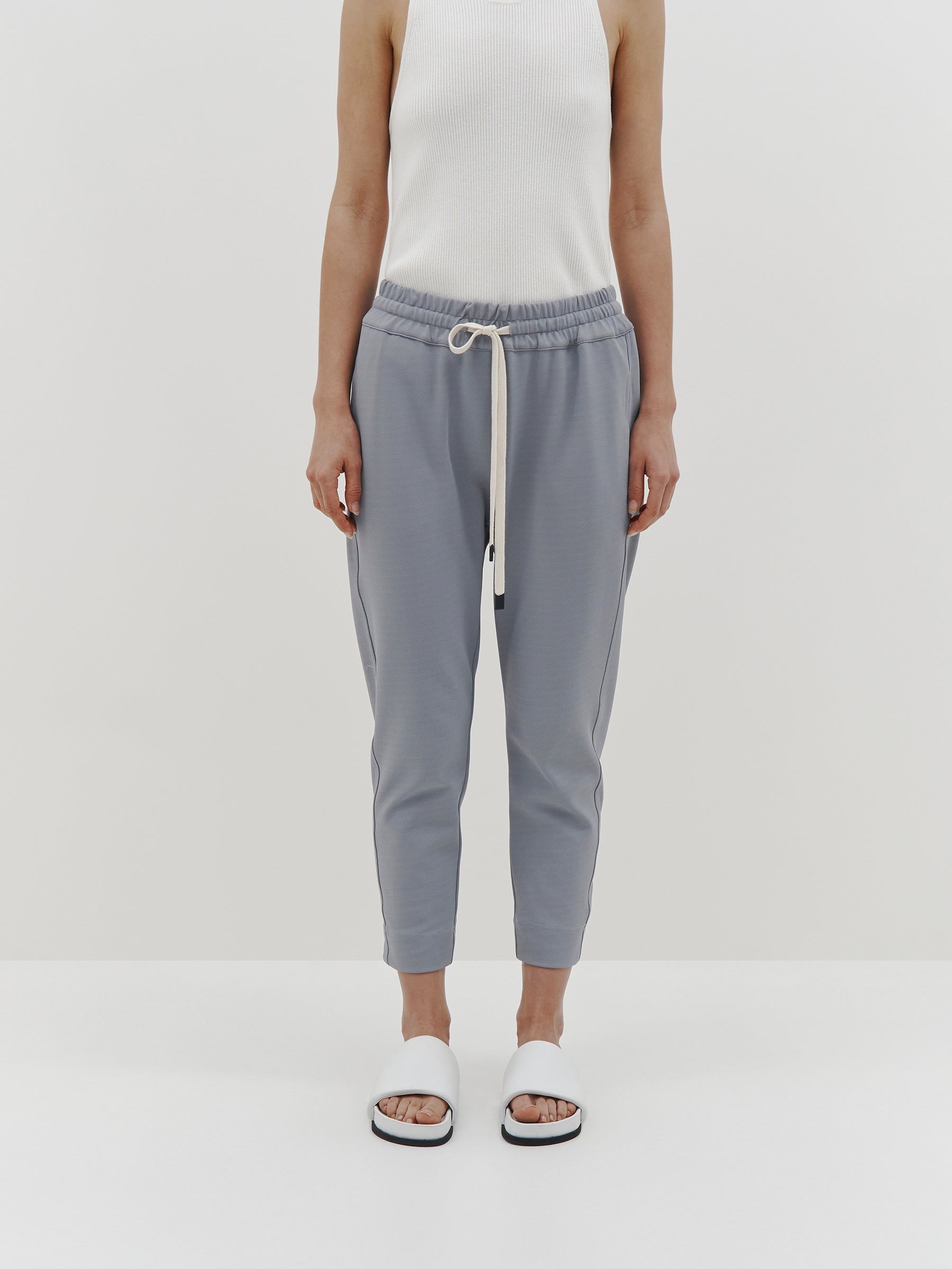 stretch twill tapered pant