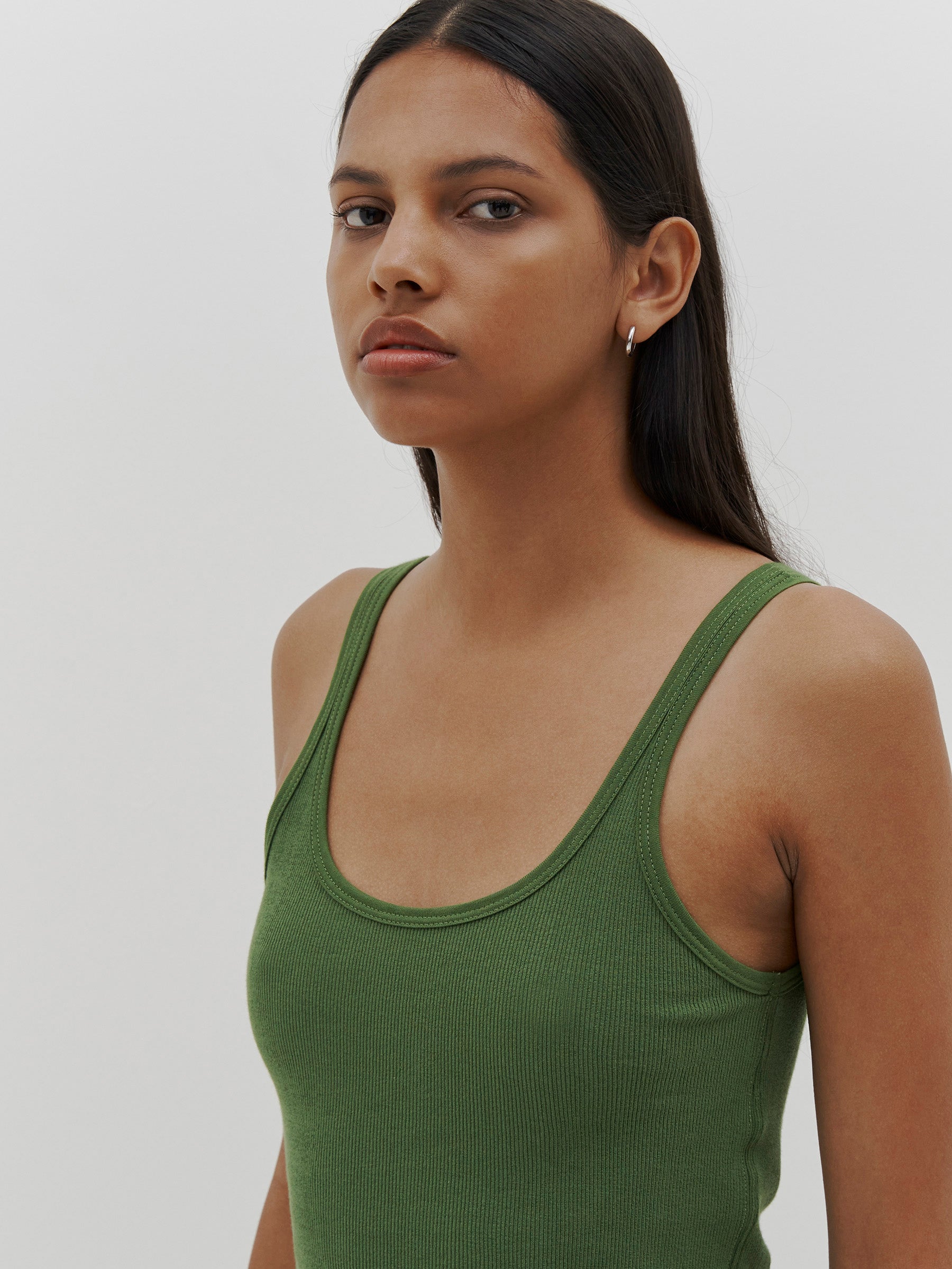 slim scoop rib tank