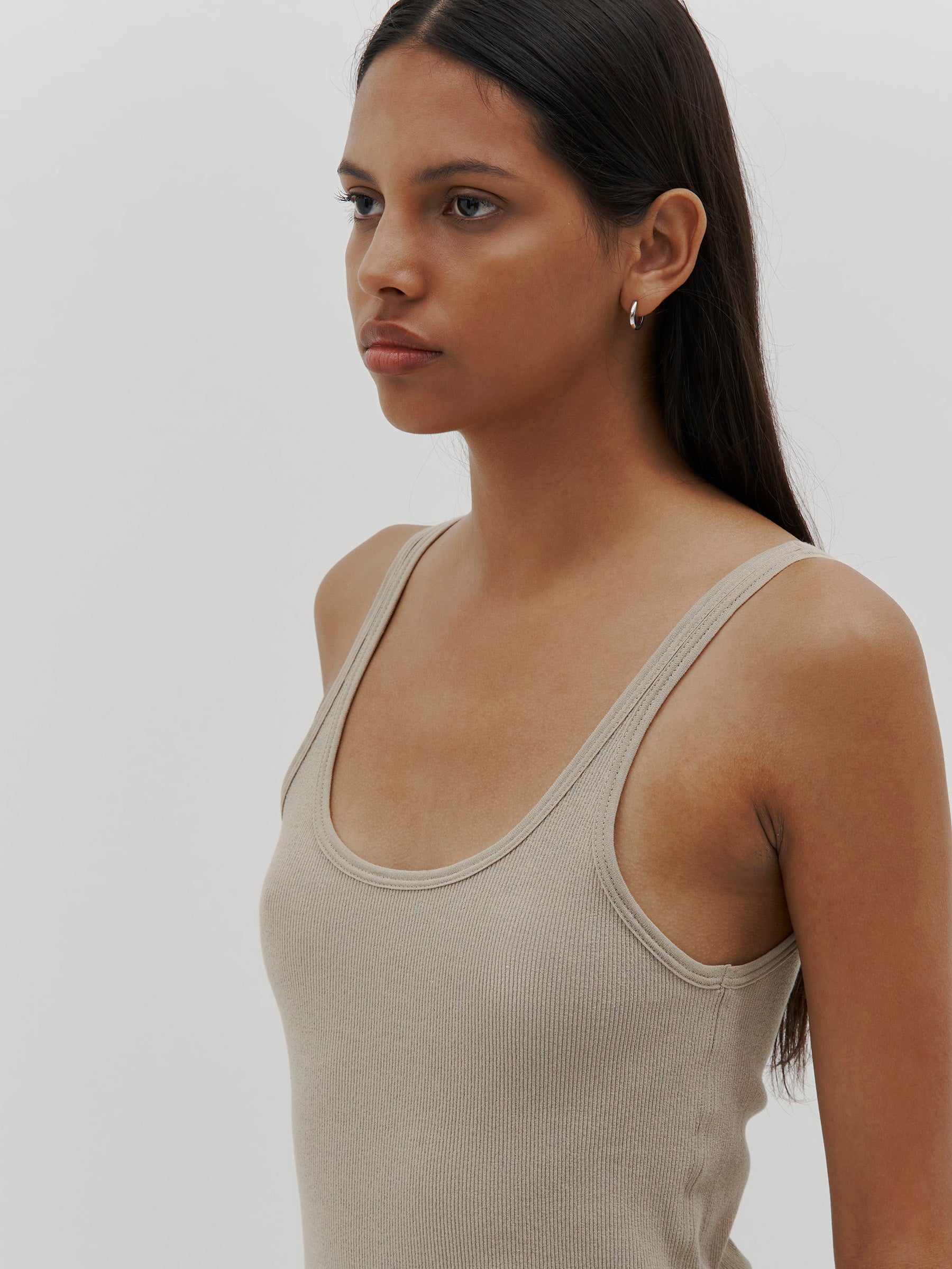 slim scoop rib tank