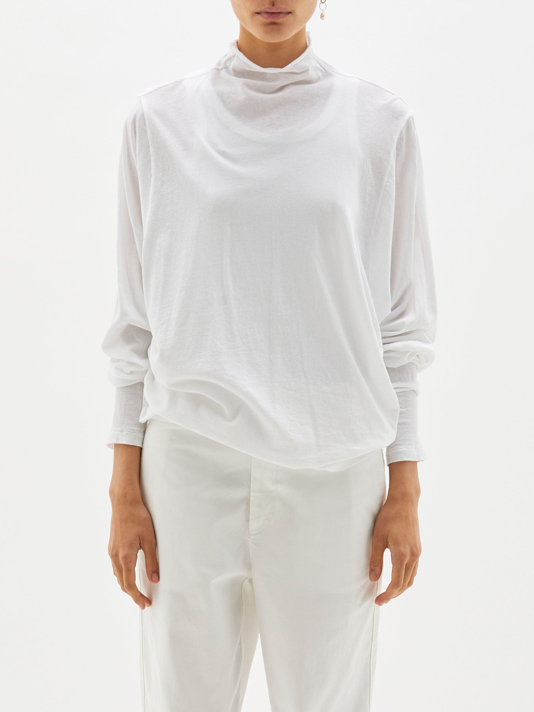 voluminous sleeve long sleeve t.shirt