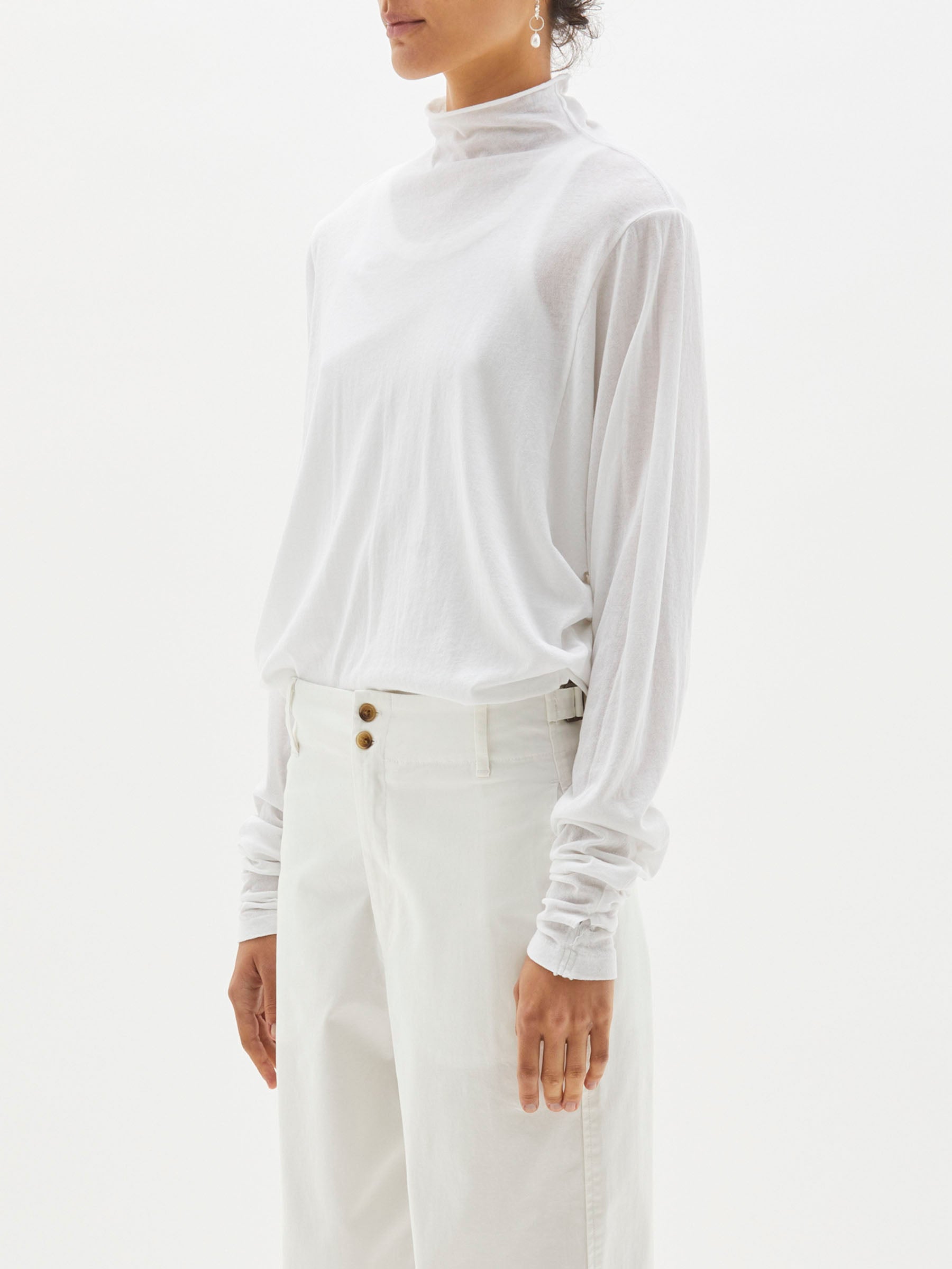 voluminous sleeve long sleeve t.shirt