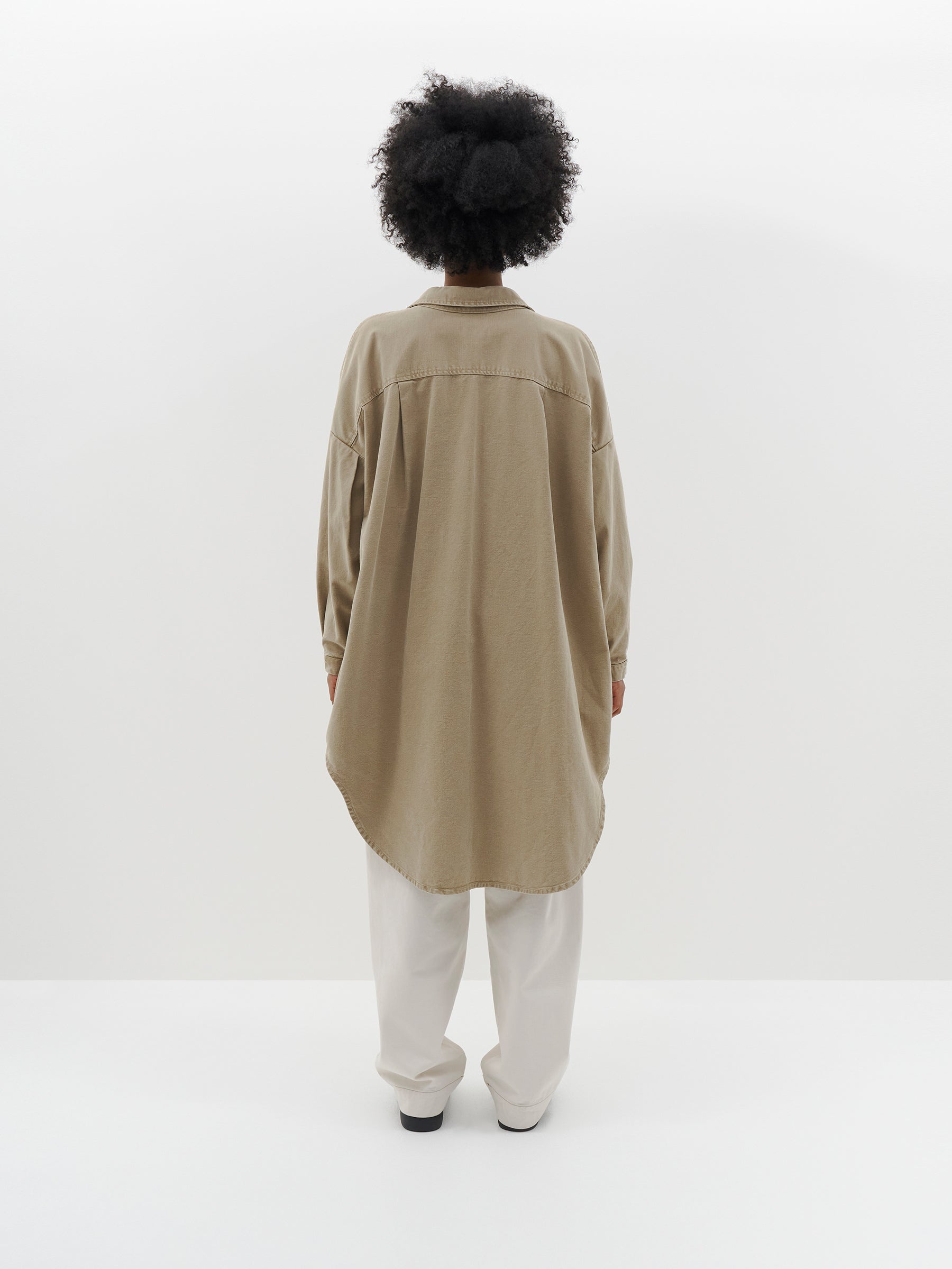 stonewash-utility-shirt-dress-aw22wfd49-tan