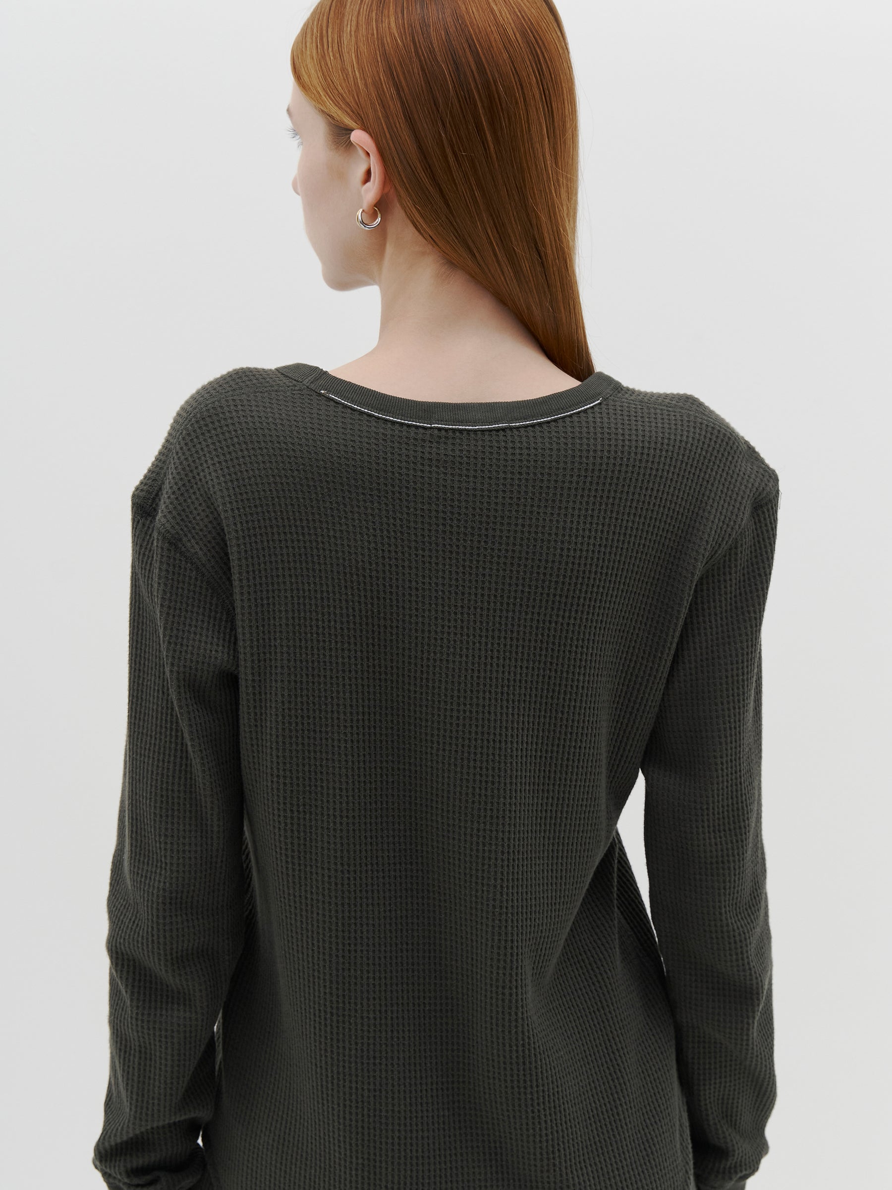 regular-waffle-l-s-t-shirt-aw22wjt70-kelp