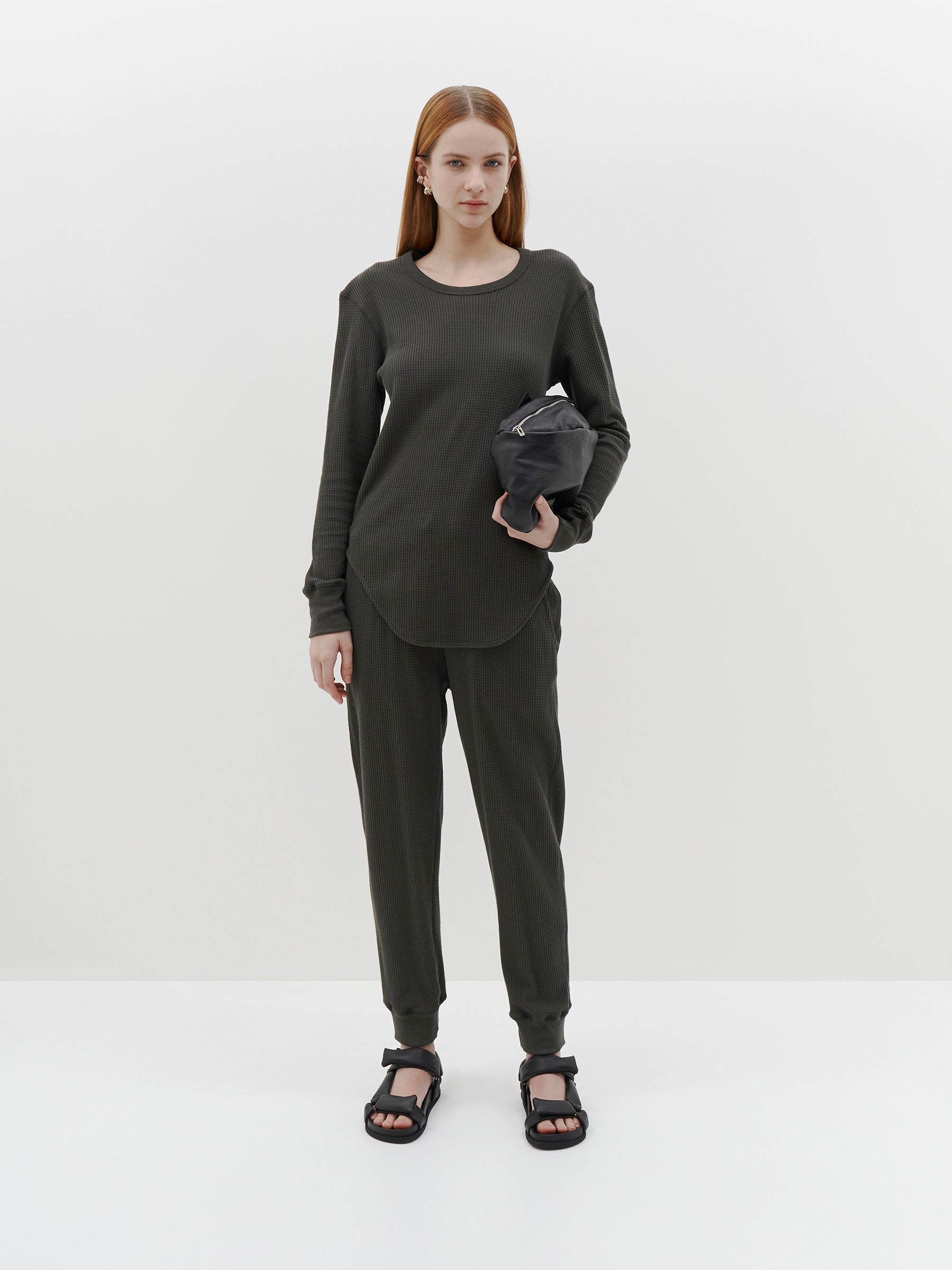 regular-waffle-l-s-t-shirt-aw22wjt70-kelp