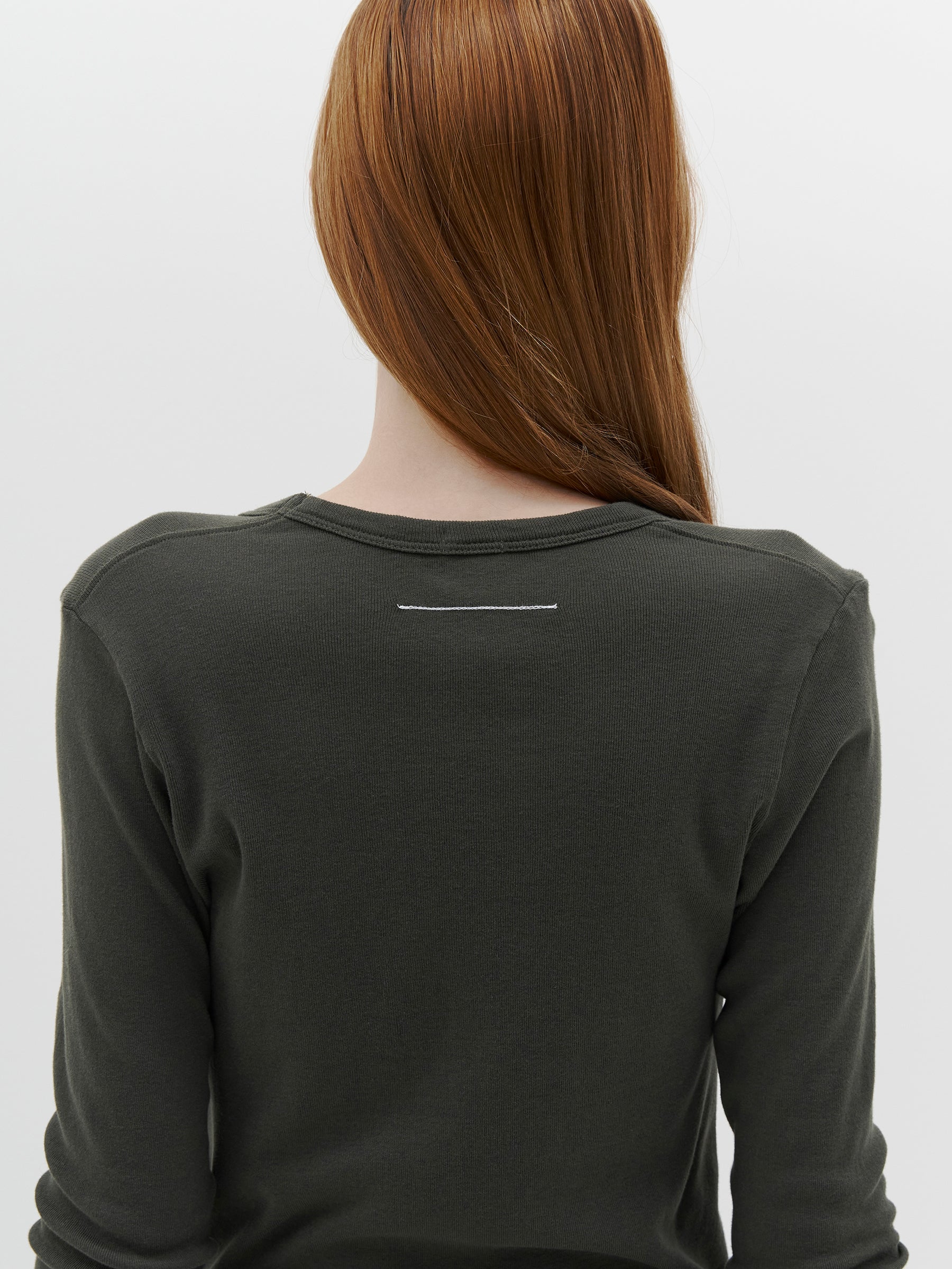 slim-rib-v-neck-l-s-t-shirt-aw22wjt90-kelp