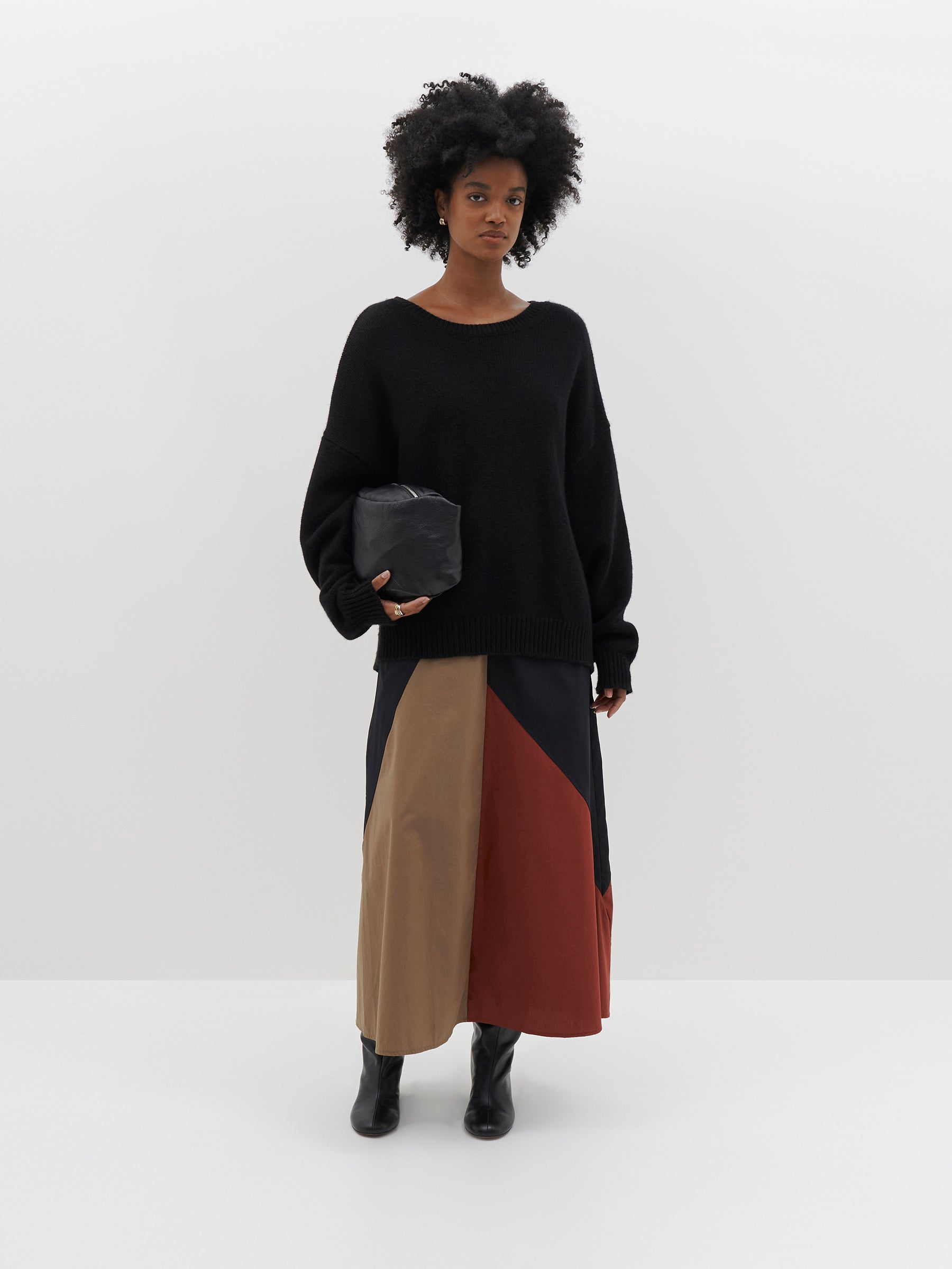 chunky-open-back-knit-aw22wk15-black
