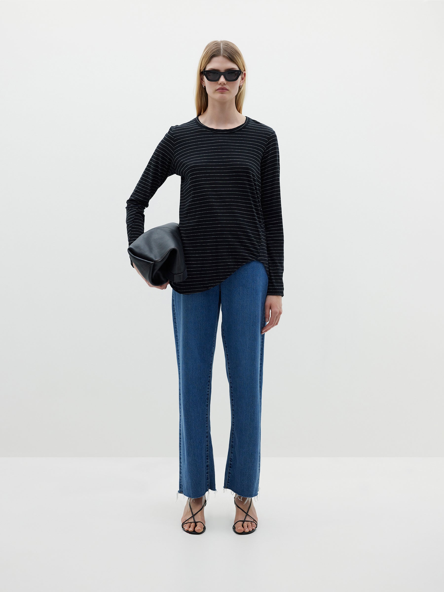 stripe scoop hem long sleeve t.shirt