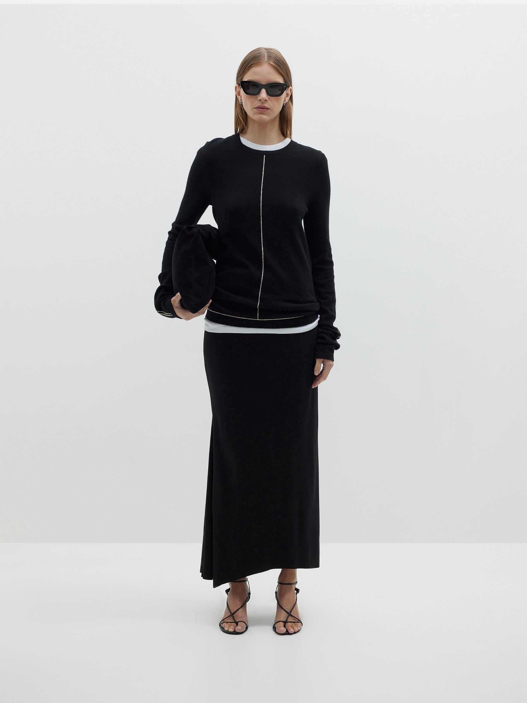 contrast detail layering knit