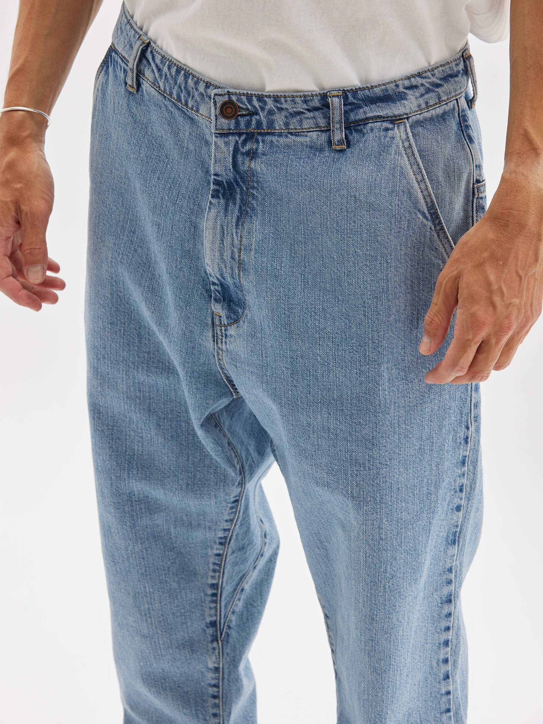 universal lo slung jean
