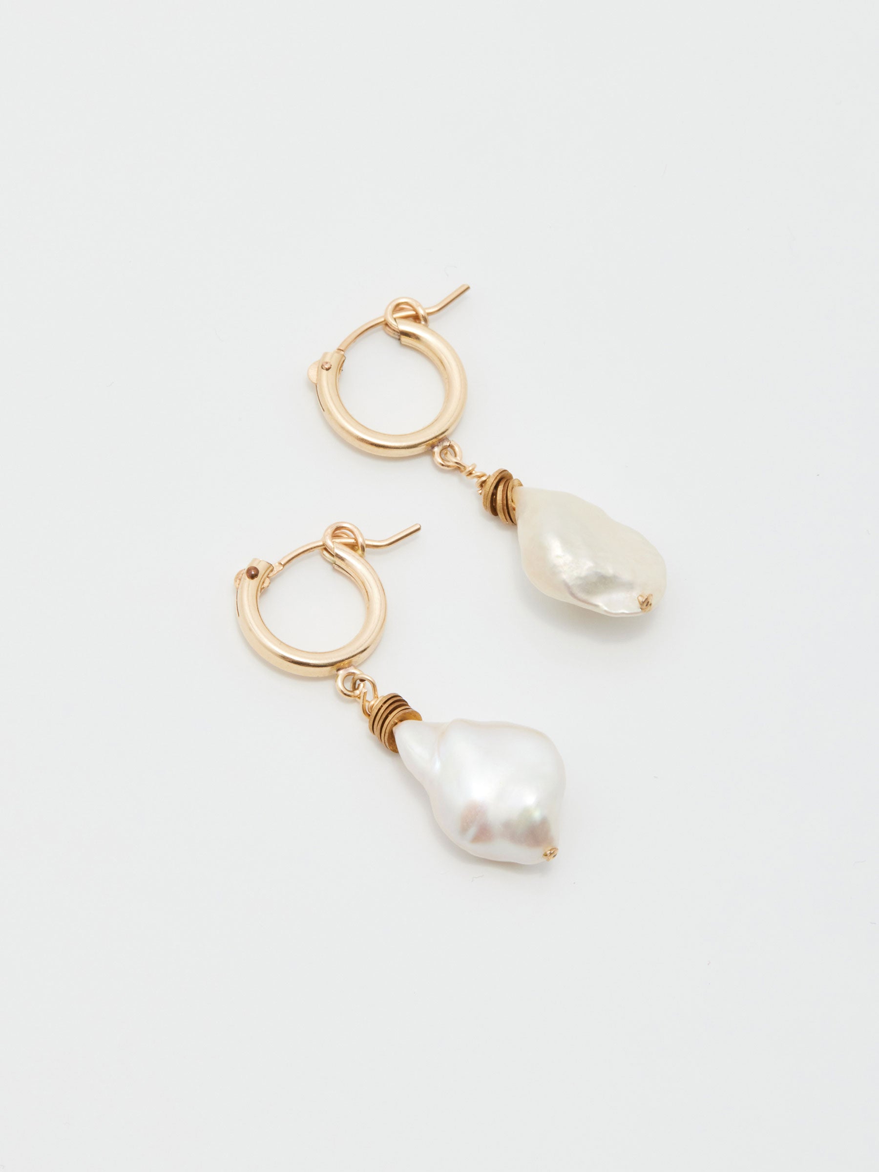 lanai & co moon shine pearl earrings