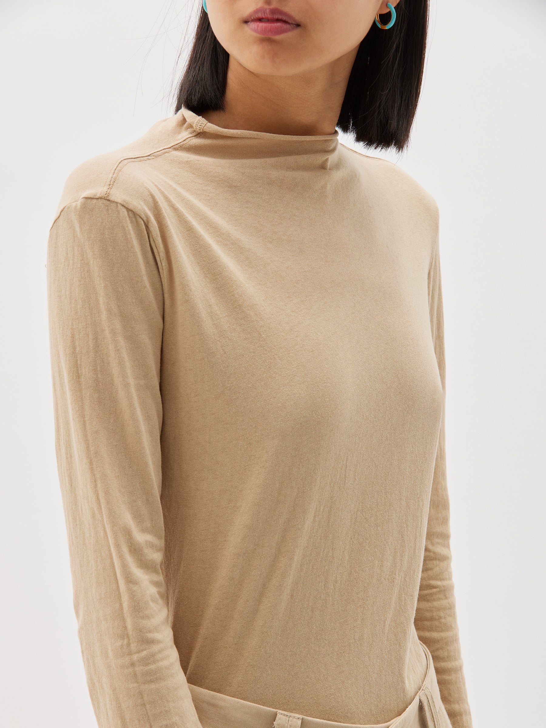 raised neck slim long sleeve t.shirt