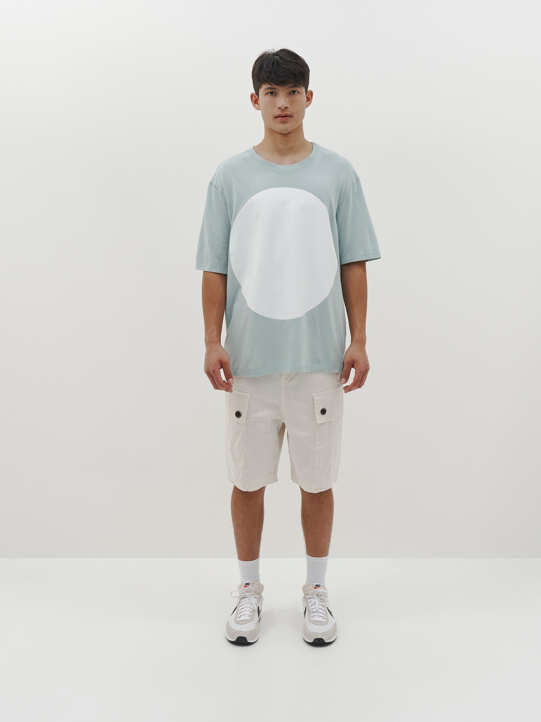 slouch fit dot t.shirt