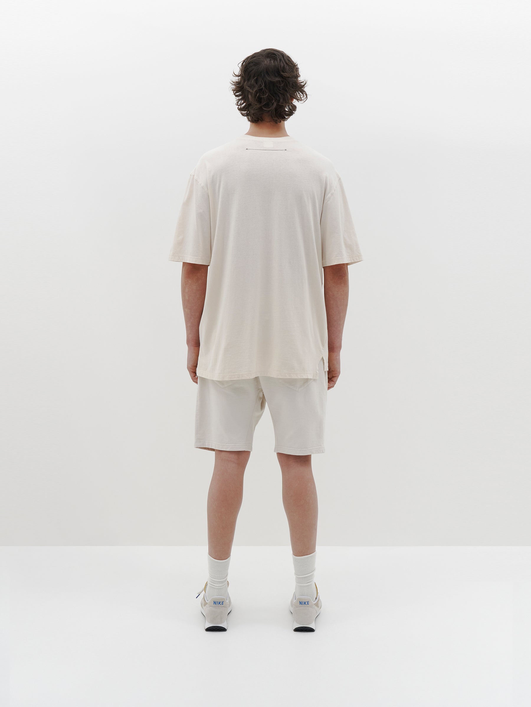 slouch fit dot t.shirt