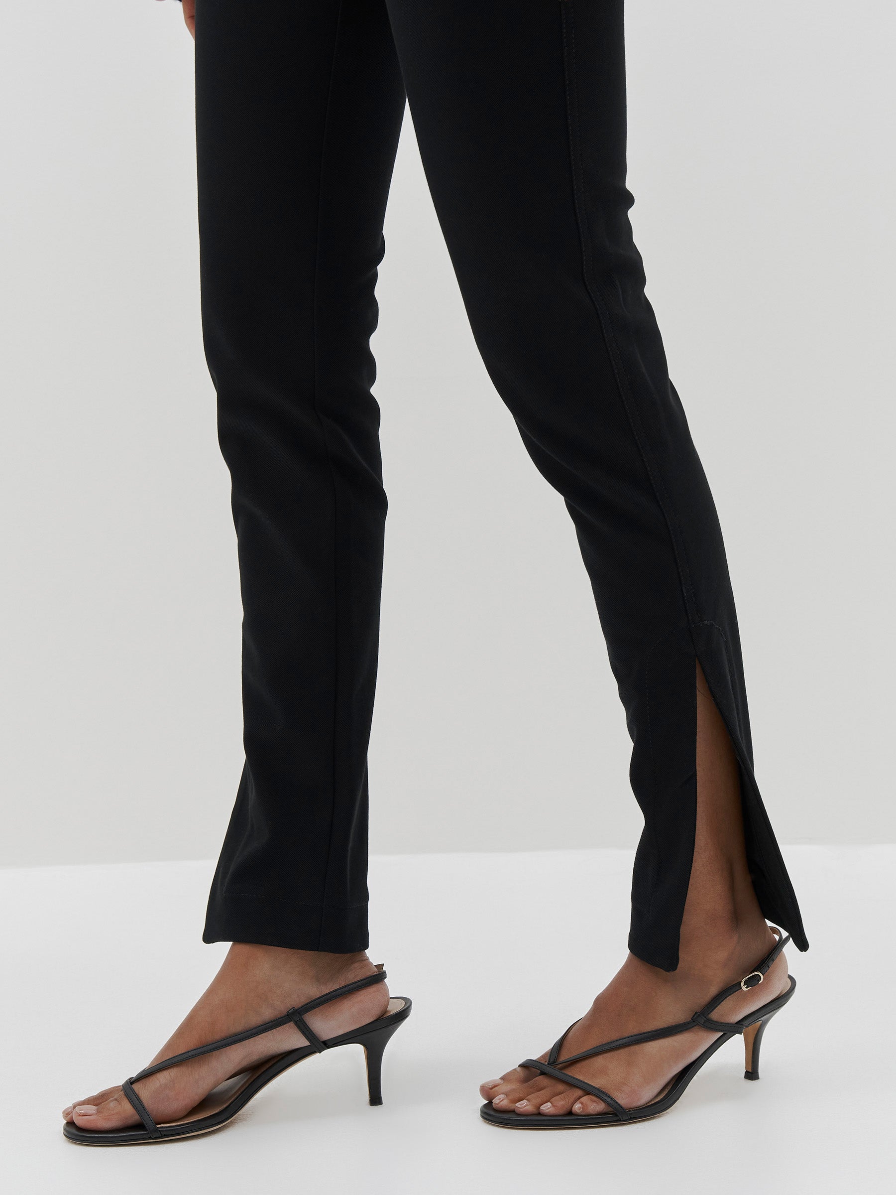 stretch-twill-split-hem-tights-pc22wfb153-black