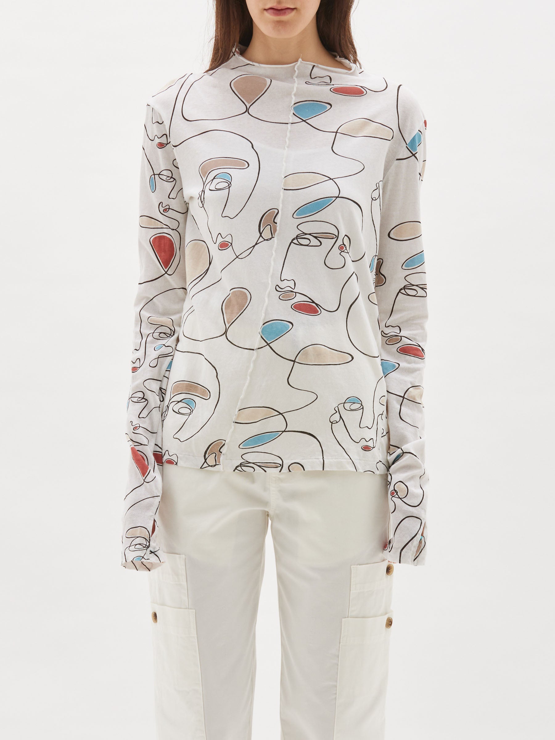 faces front seam raised neck t.shirt