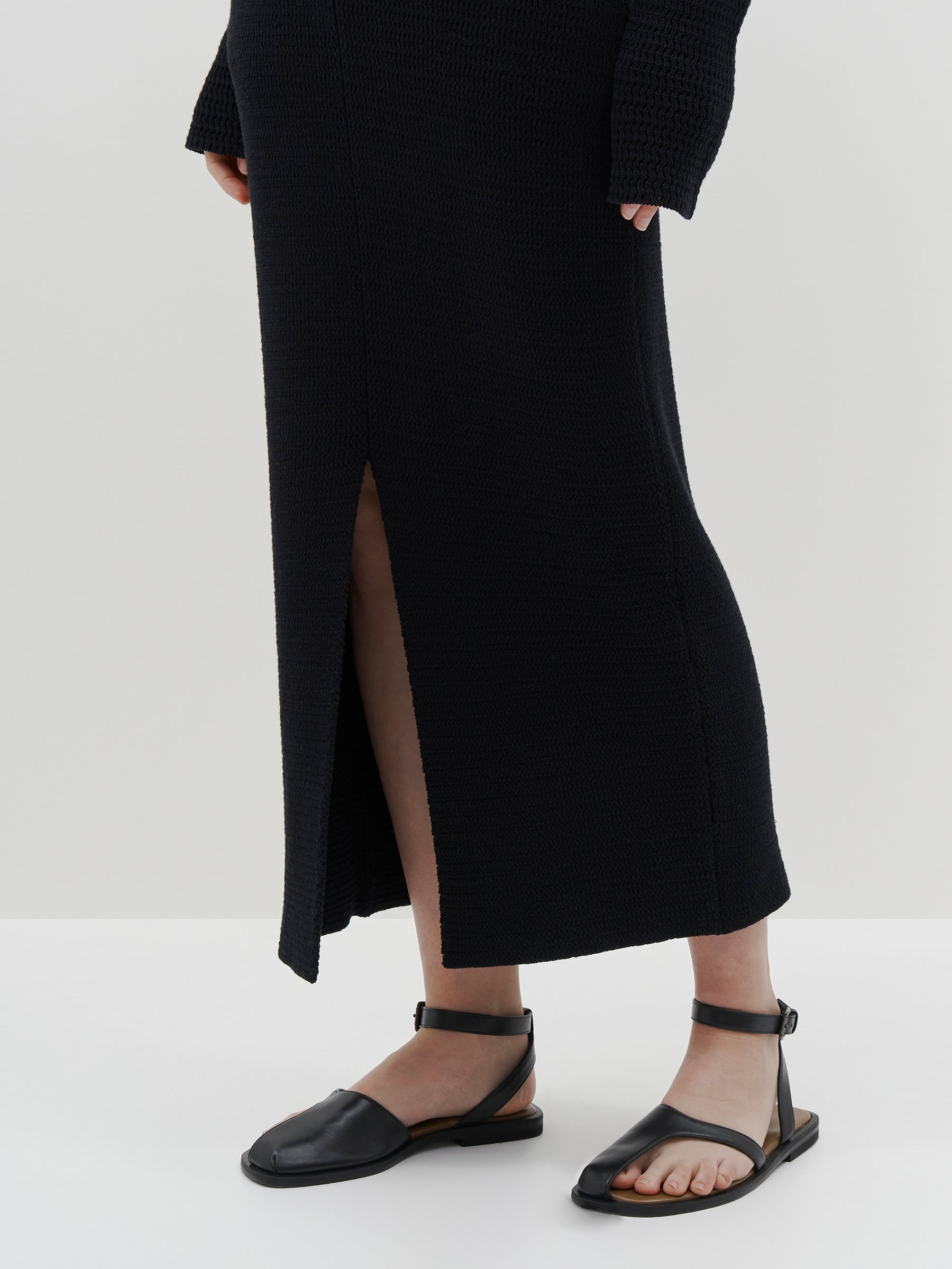 tubular knitted skirt