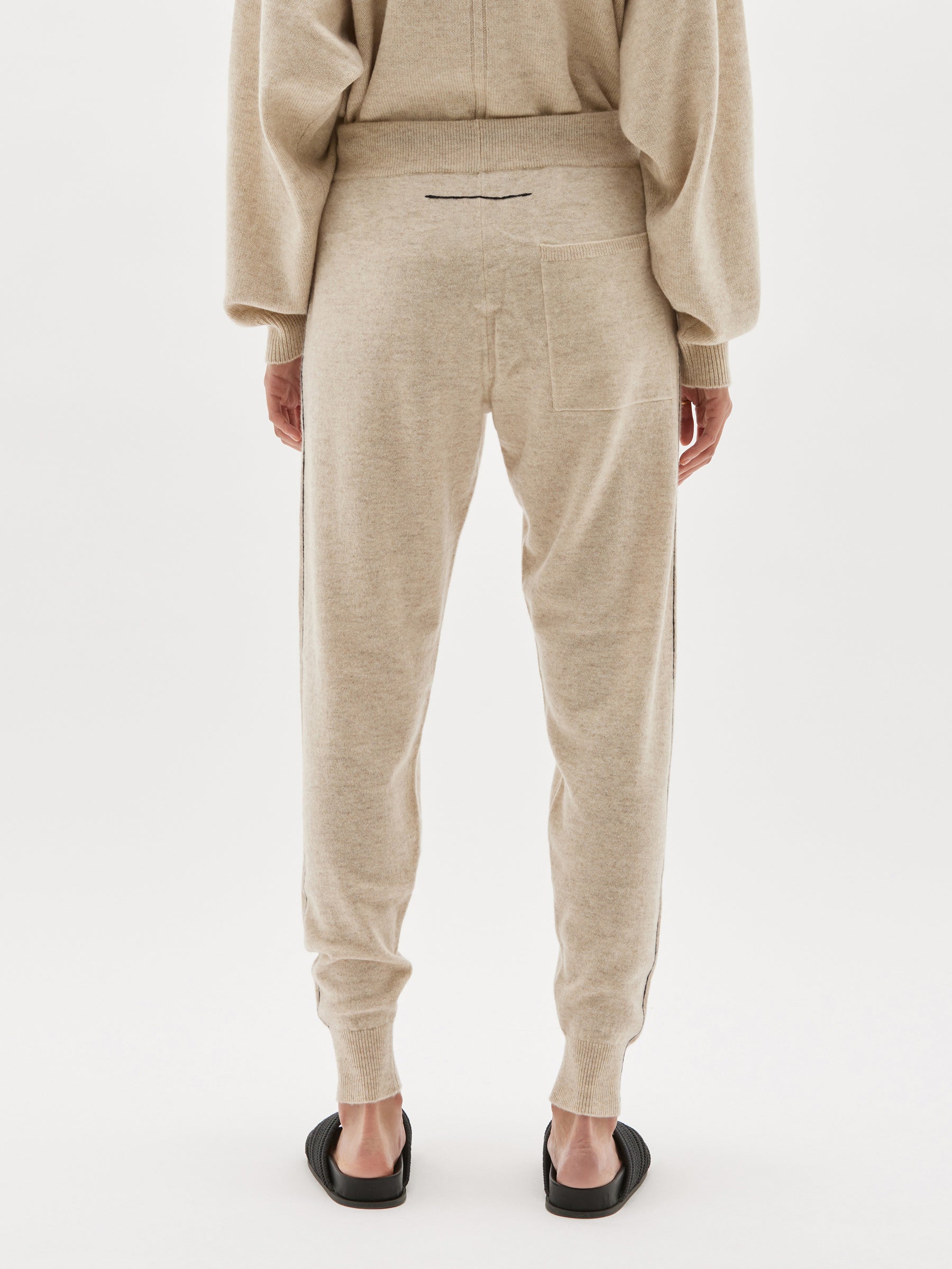 cashmere-stitch-detail-pant-r21wk08-oatmeal