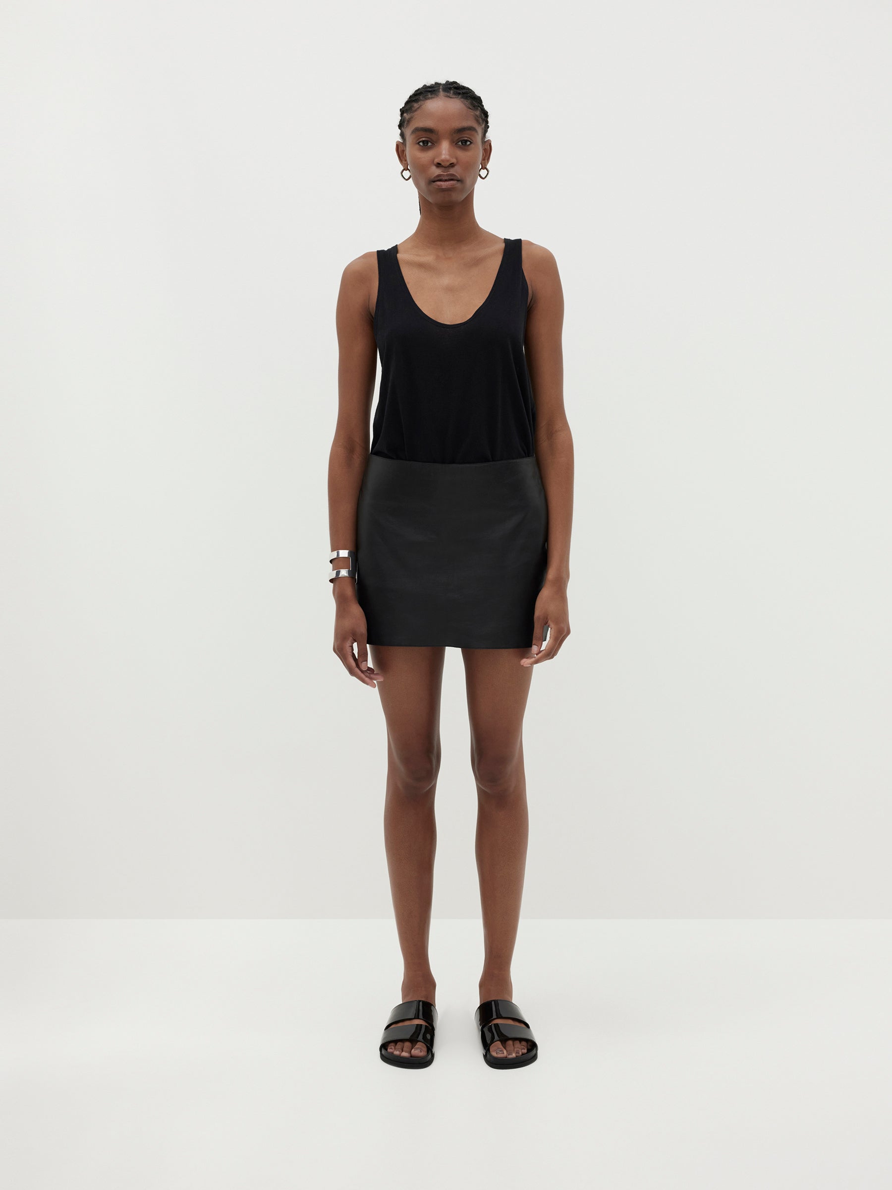 regular fit scoop tank