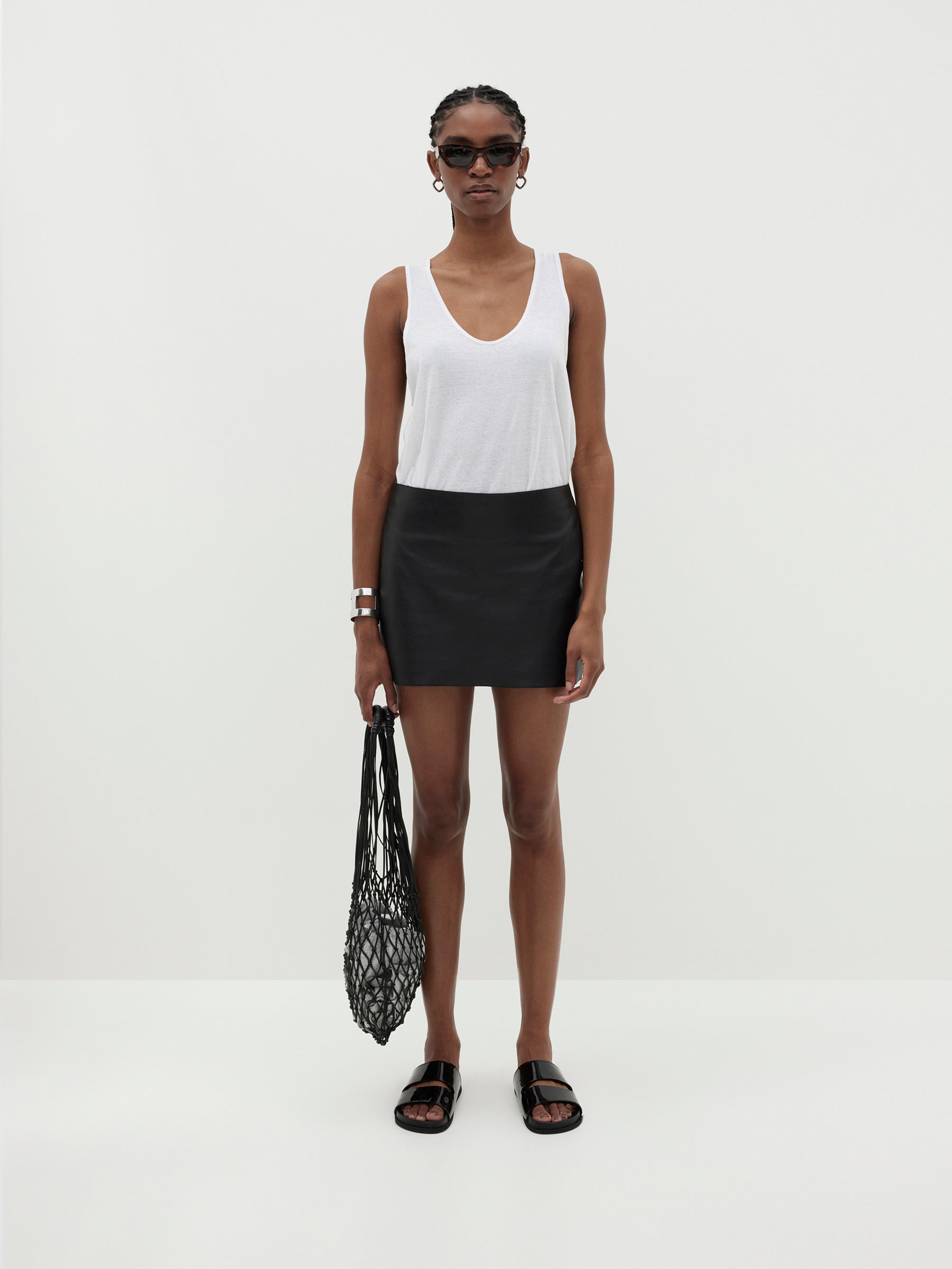 regular fit scoop tank