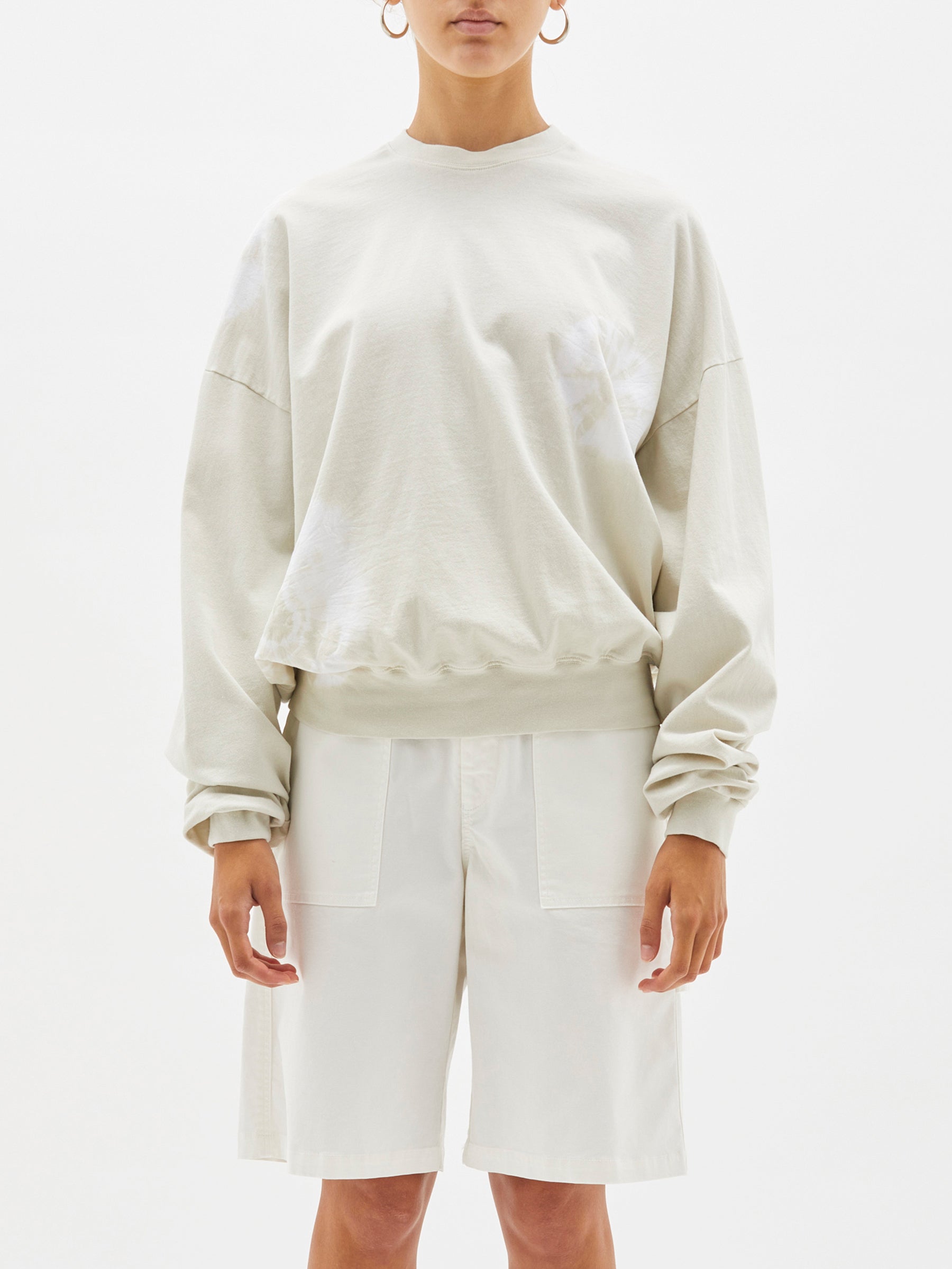 karamatsu wide sleeve sweat