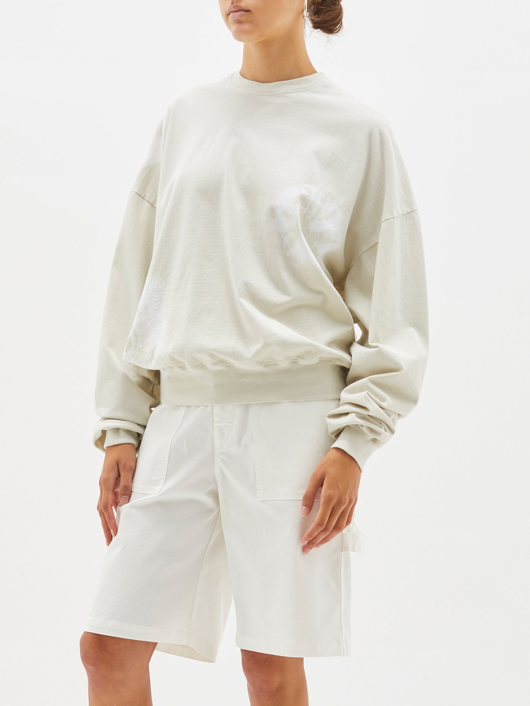 karamatsu wide sleeve sweat