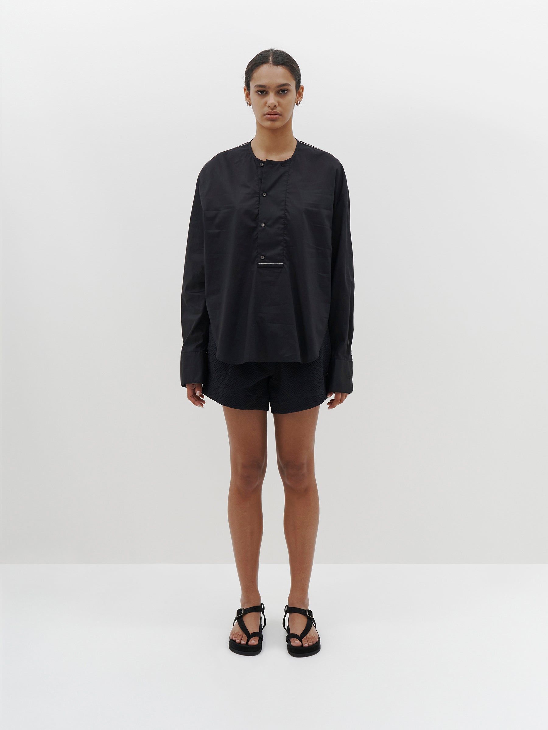 collarless wide placket shirt