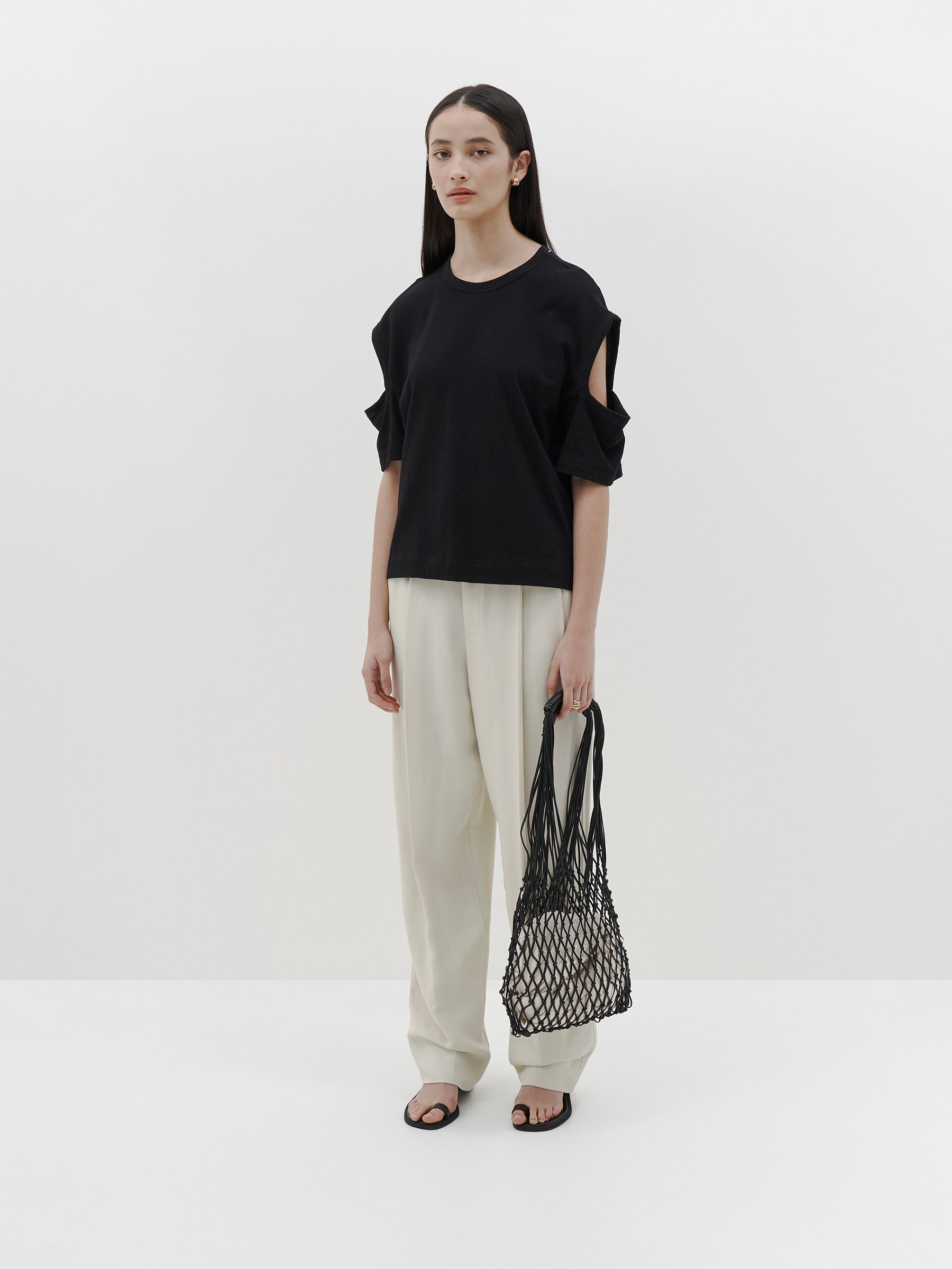 shoulder cut out boxy t.shirt
