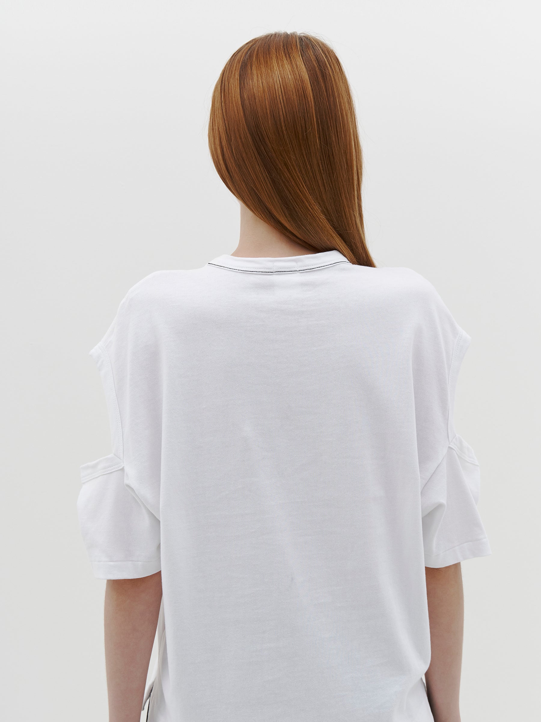shoulder cut out boxy t.shirt
