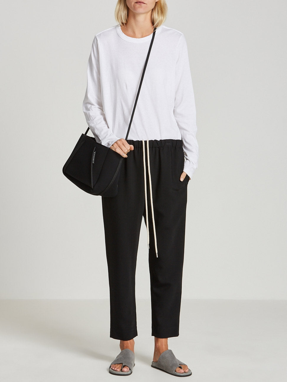 bassike state of escape petite guise tote bag in blackout