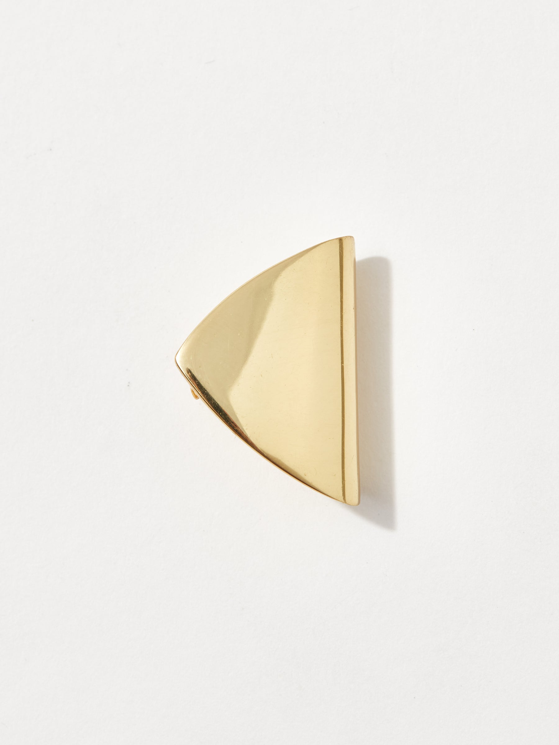 louise olsen large shield stud