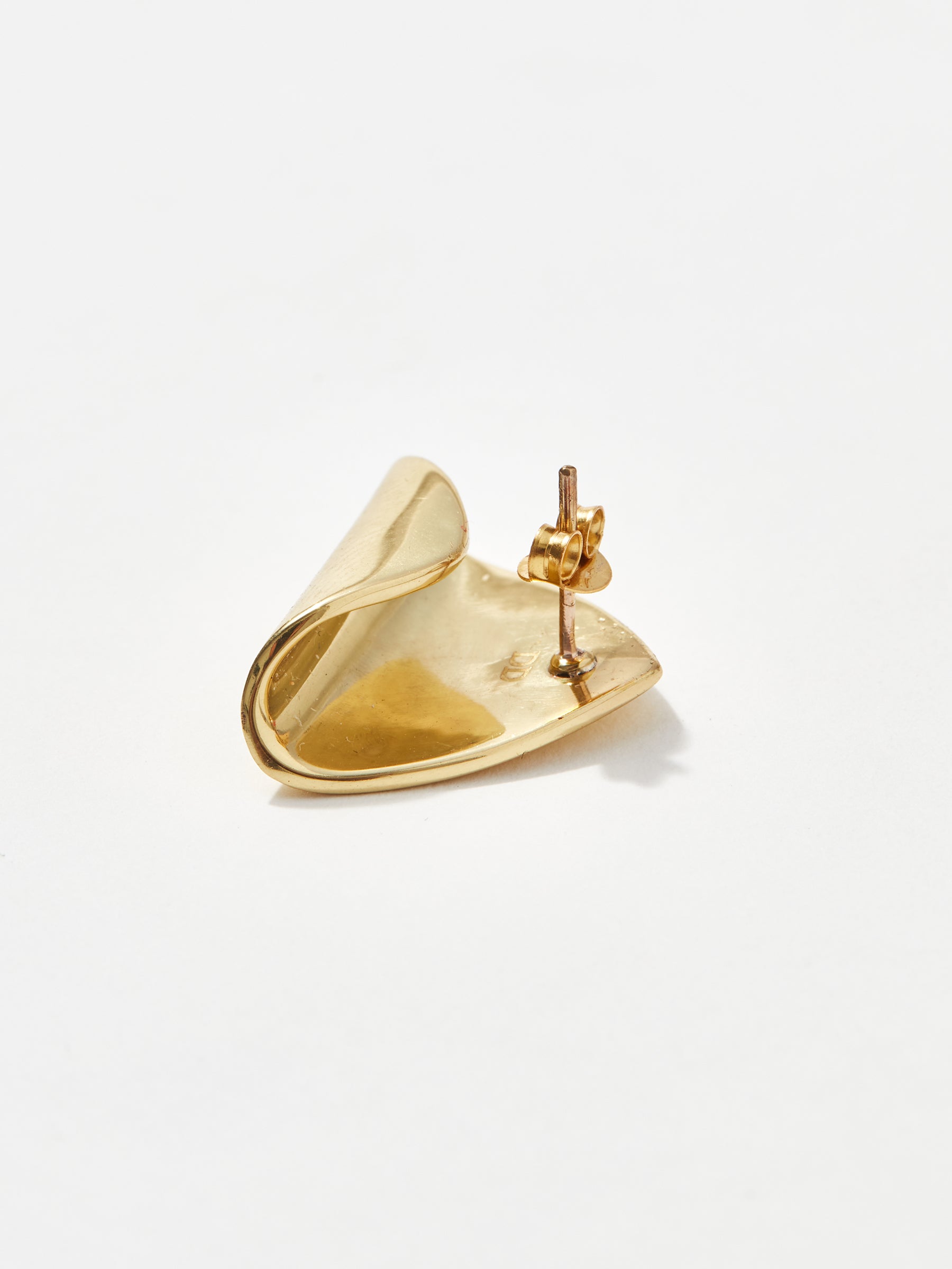 louise olsen large shield stud