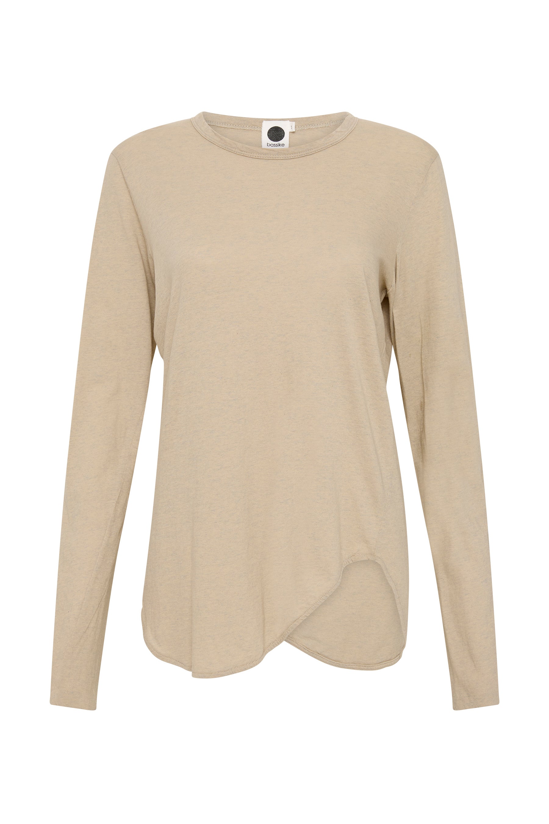 regular scoop hem long sleeve t.shirt