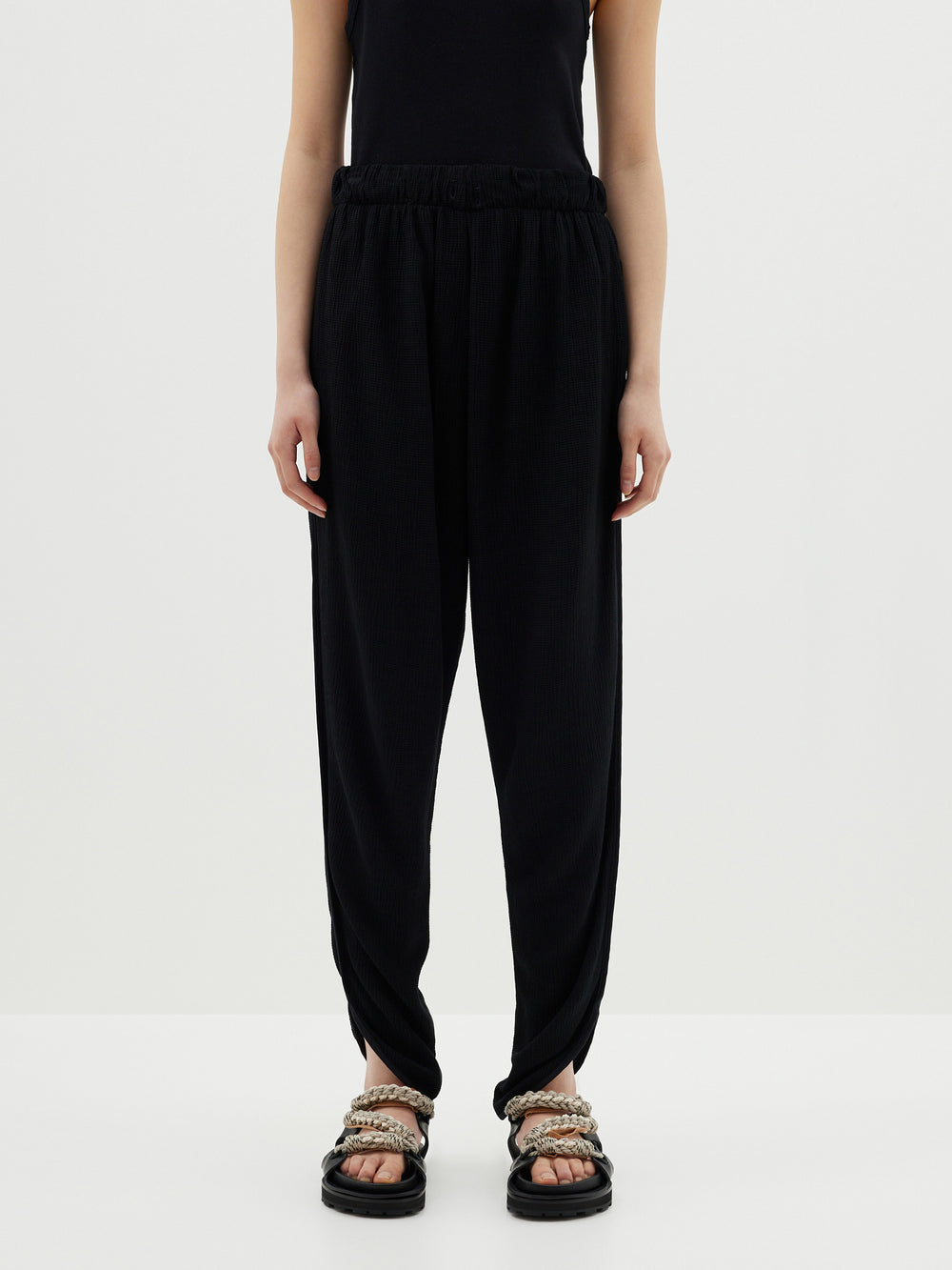textured crepe pull on pant