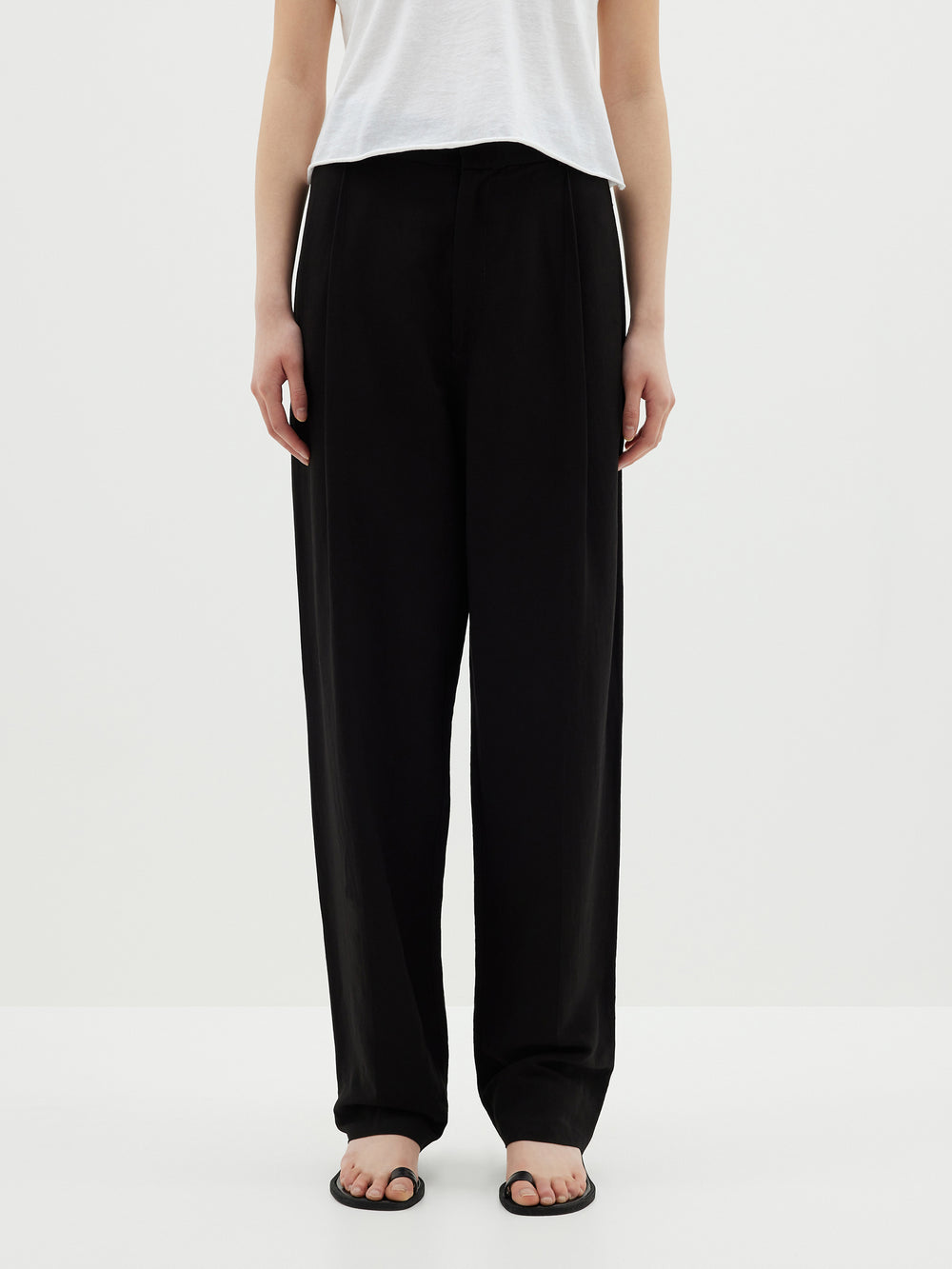pleat front linen pant