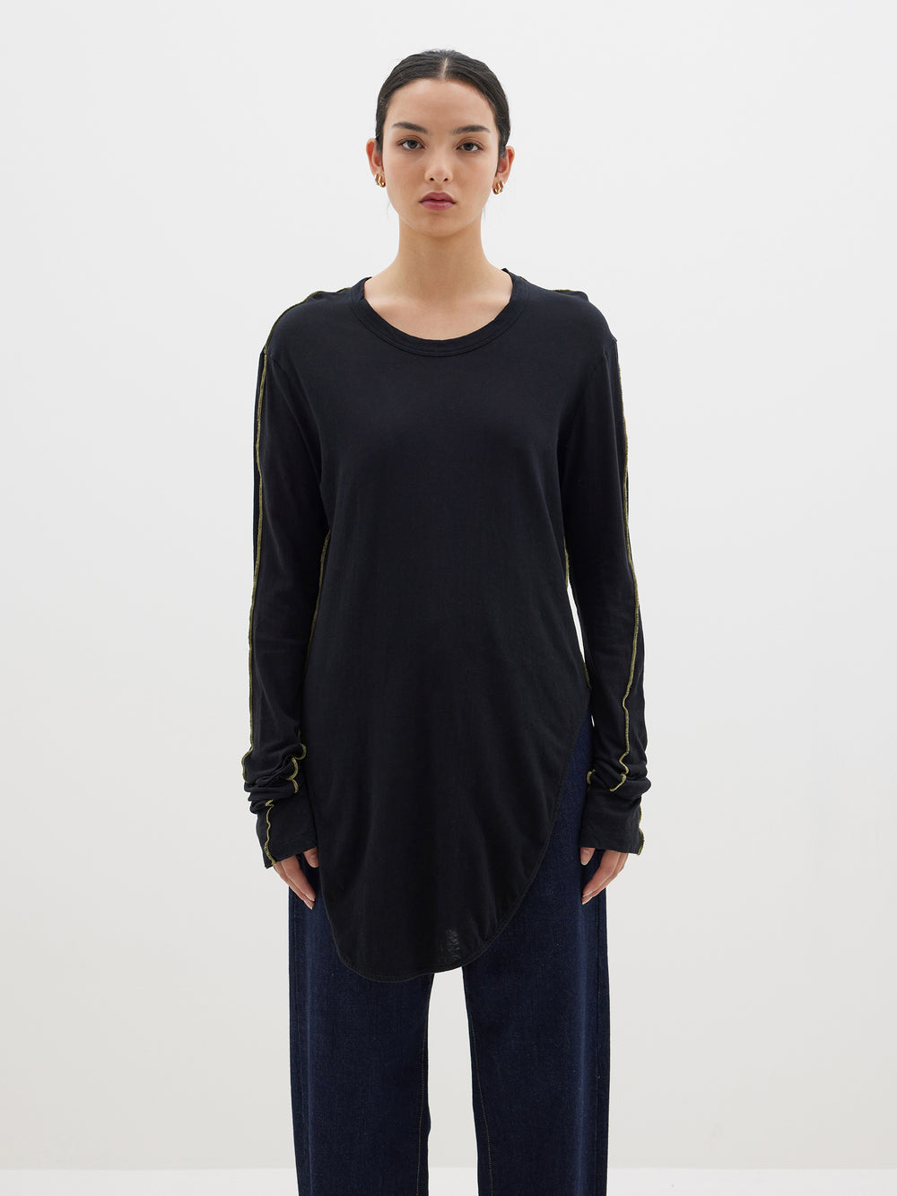 scoop hem layering long sleeve t.shirt
