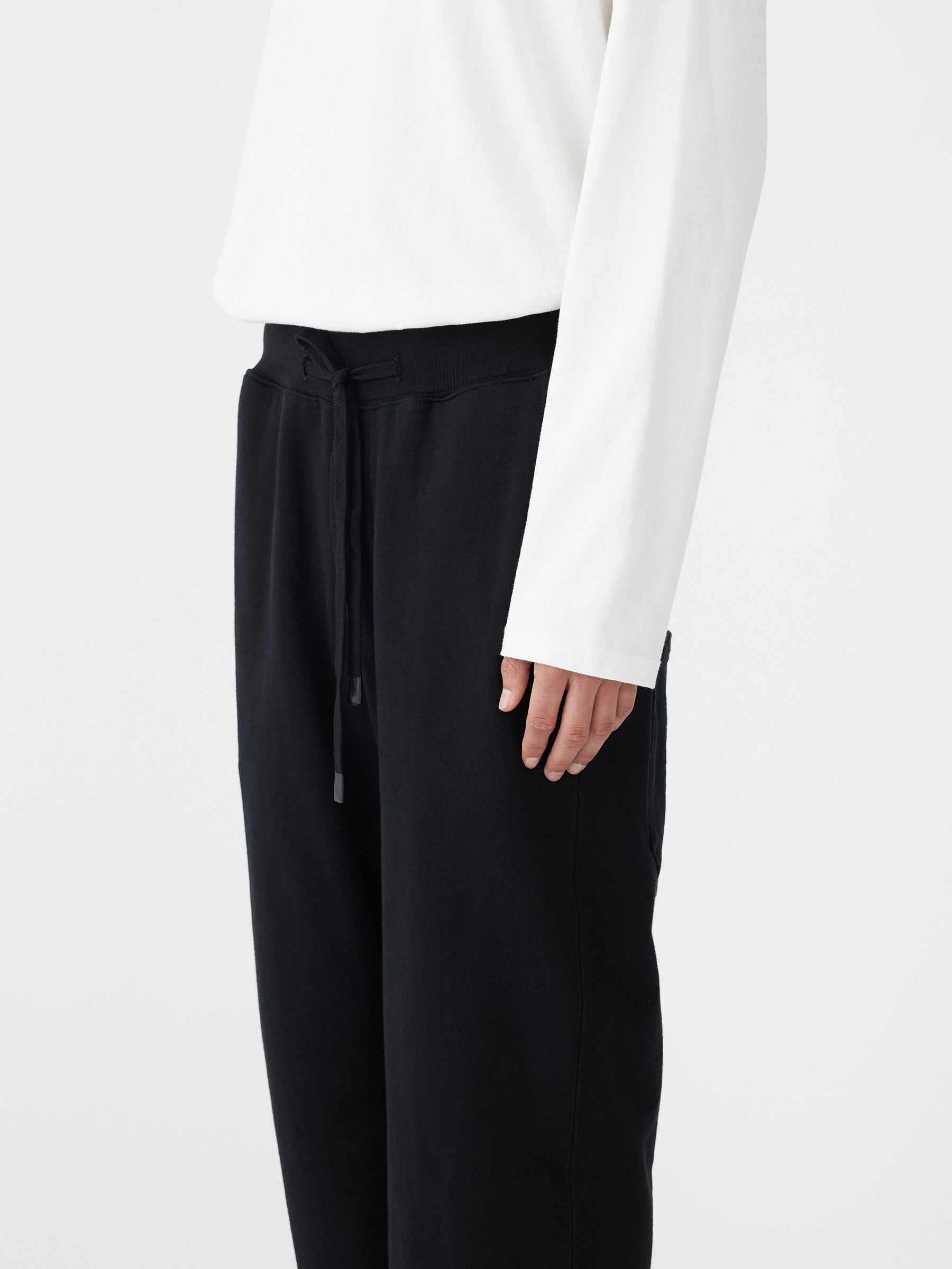 double jersey contrast tapered pant in black – bassike