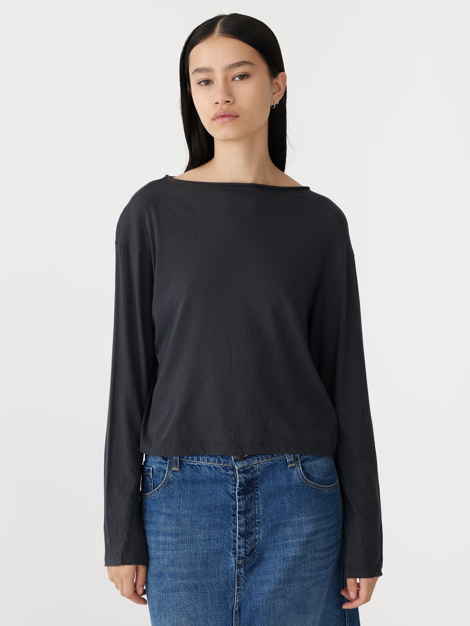 Raw Neck Boxy Long Sleeve T-Shirt – BASSIKE
