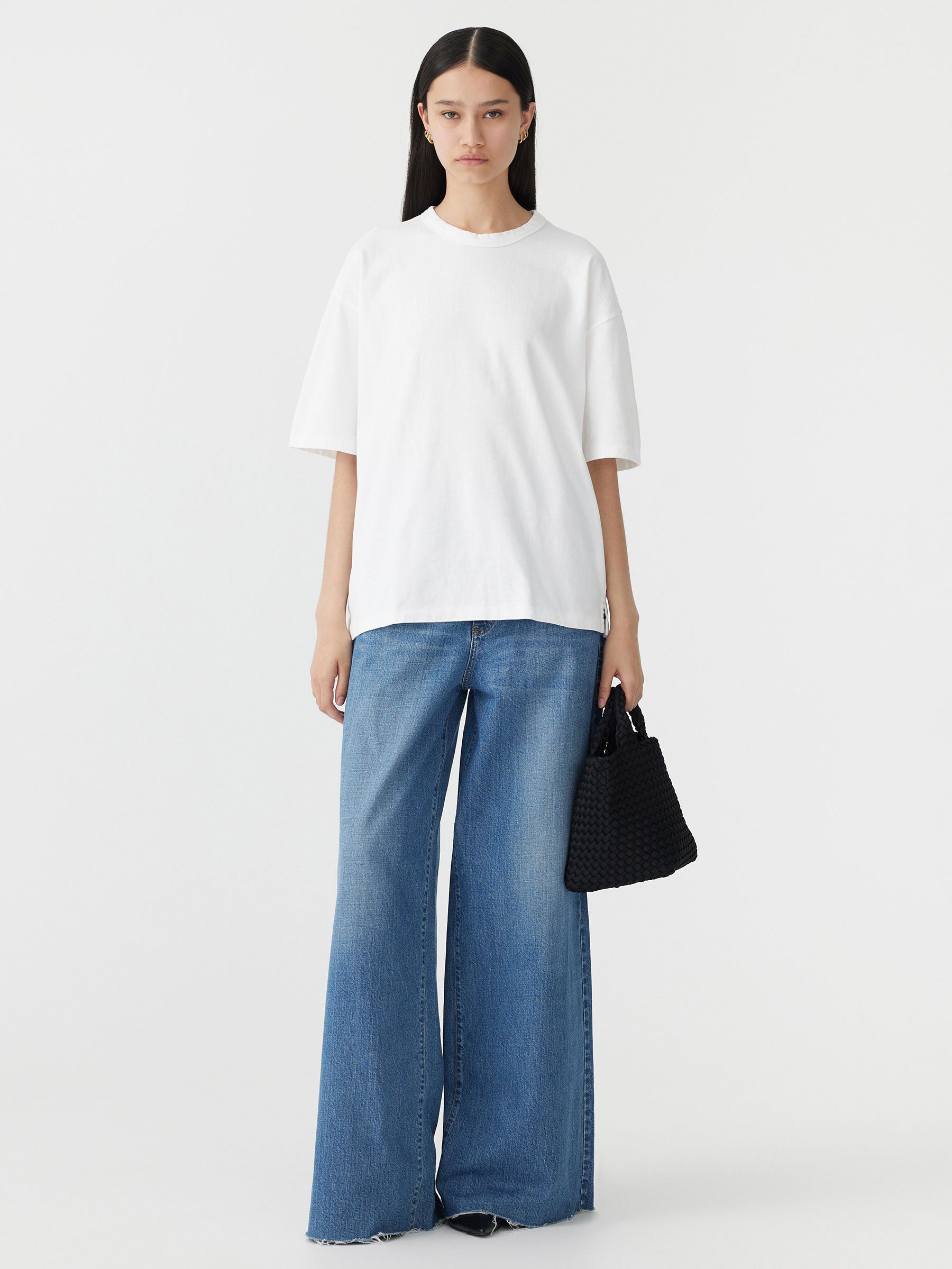 Universal Oversized Short Sleeve T-Shirt