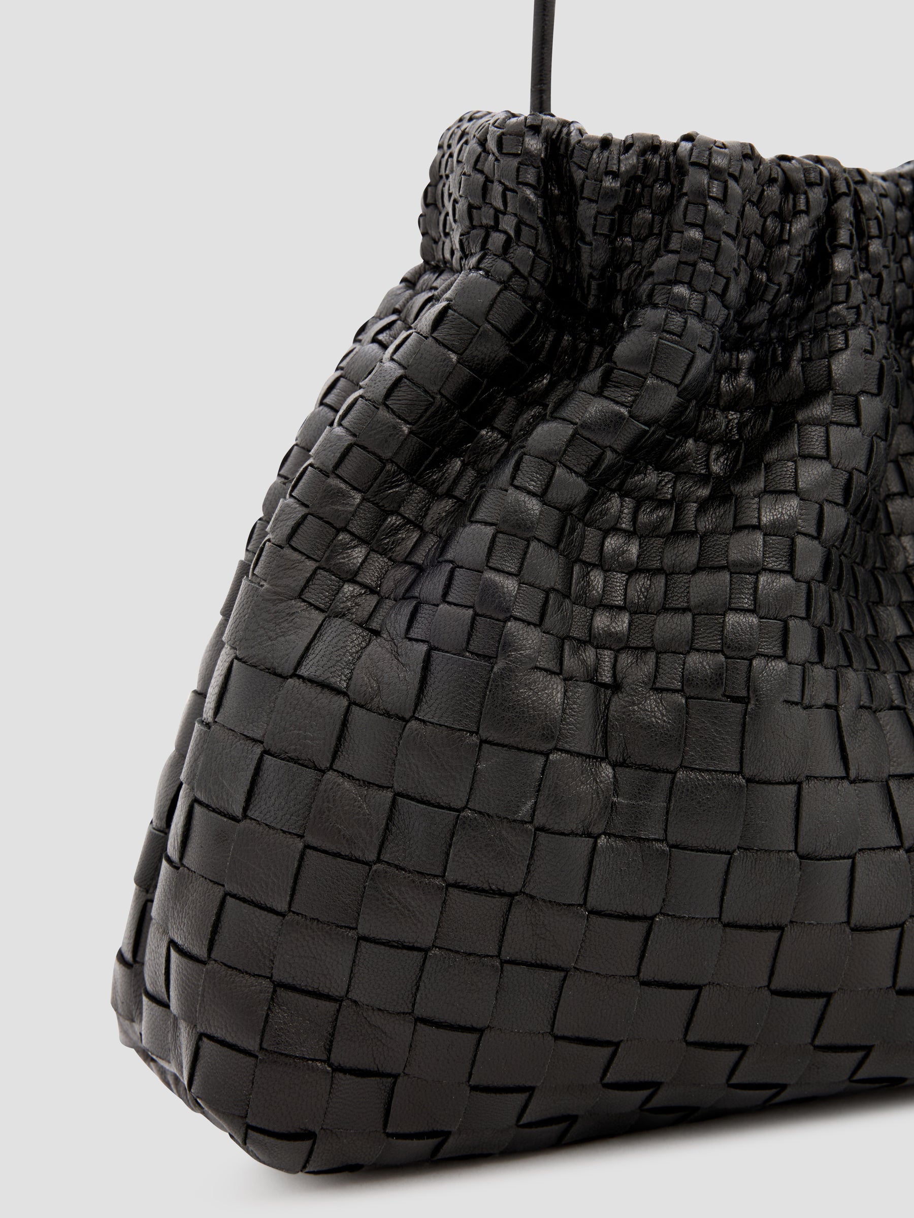 Woven Crossbody Pouch – bassike